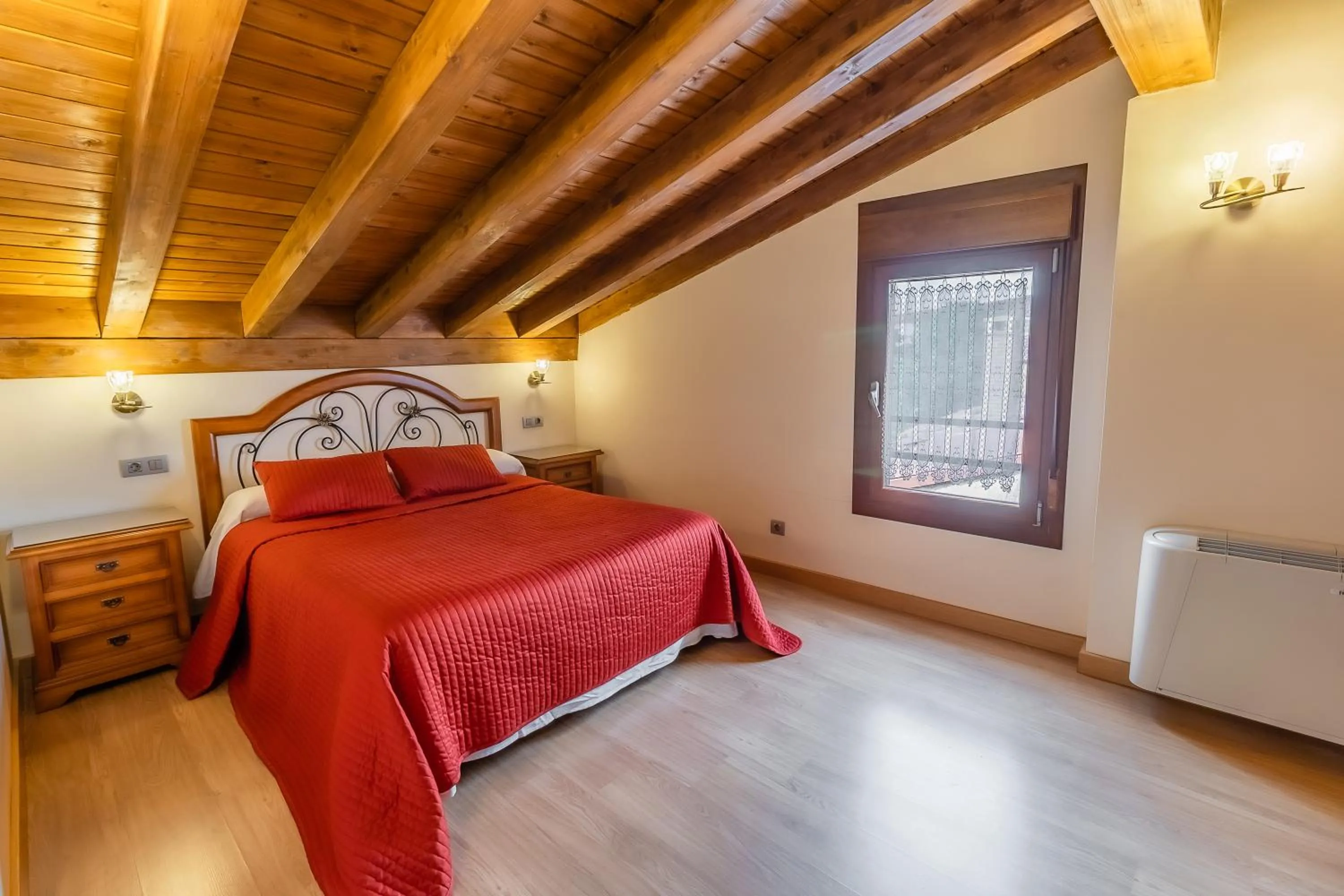 Bedroom, Bed in Apartamentos & casas rurales Santo Domingo de Silos