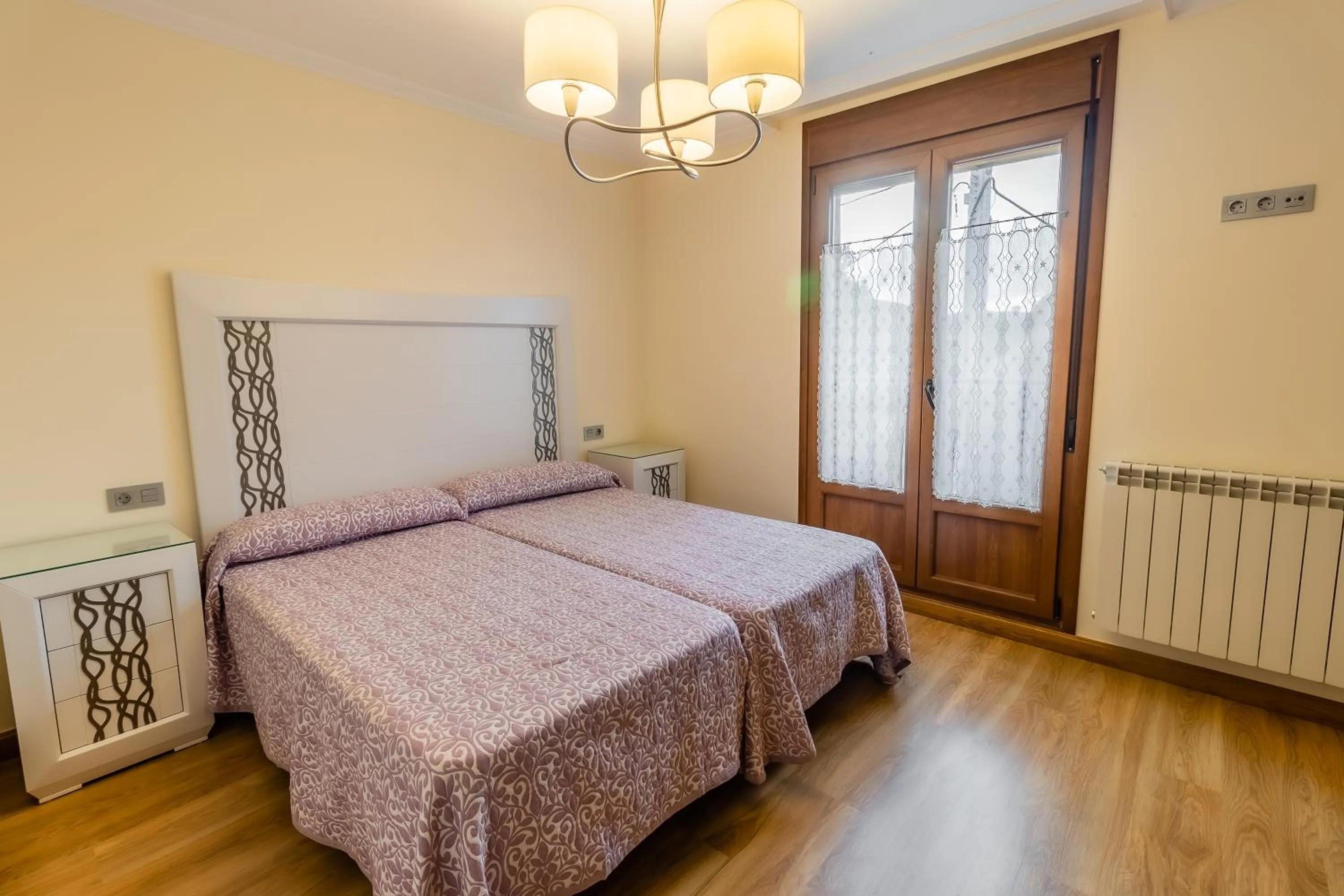 Bedroom, Bed in Apartamentos & casas rurales Santo Domingo de Silos