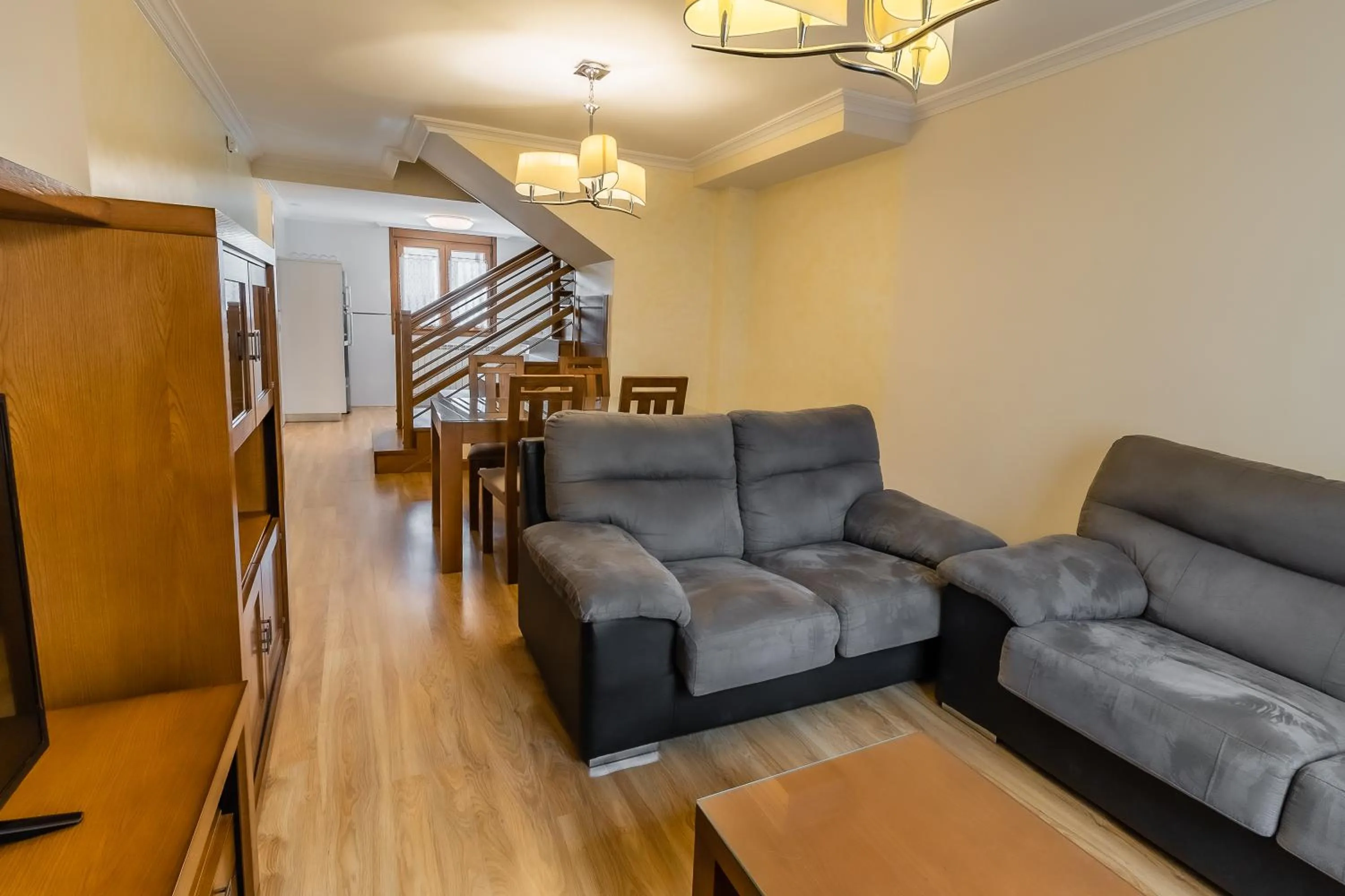 Photo of the whole room in Apartamentos & casas rurales Santo Domingo de Silos