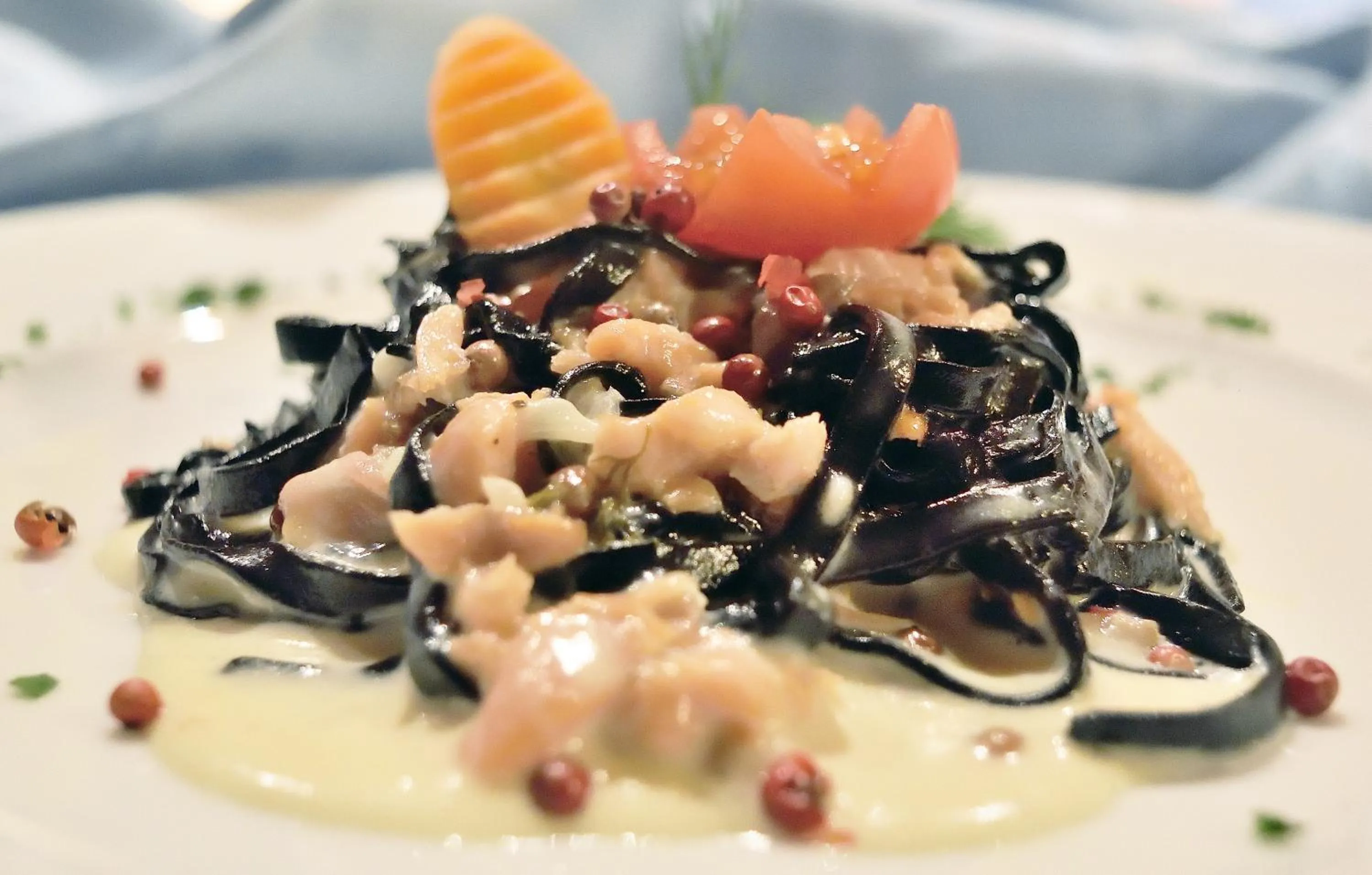 Restaurant/places to eat in Hotel Serena