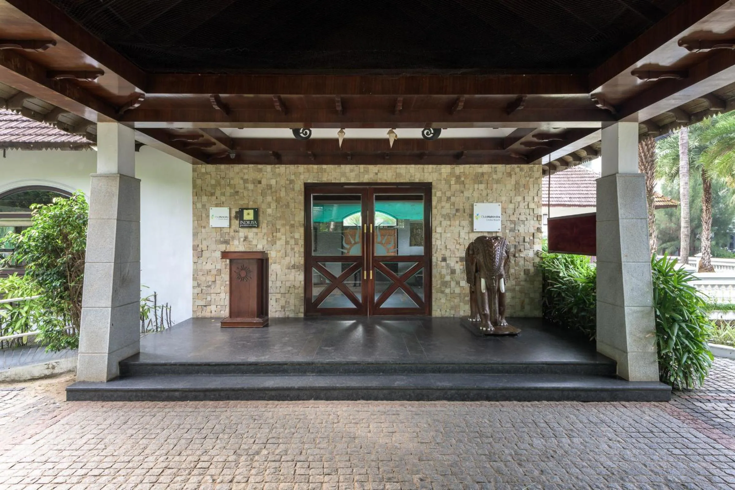 Facade/entrance in Club Mahindra Cherai Beach