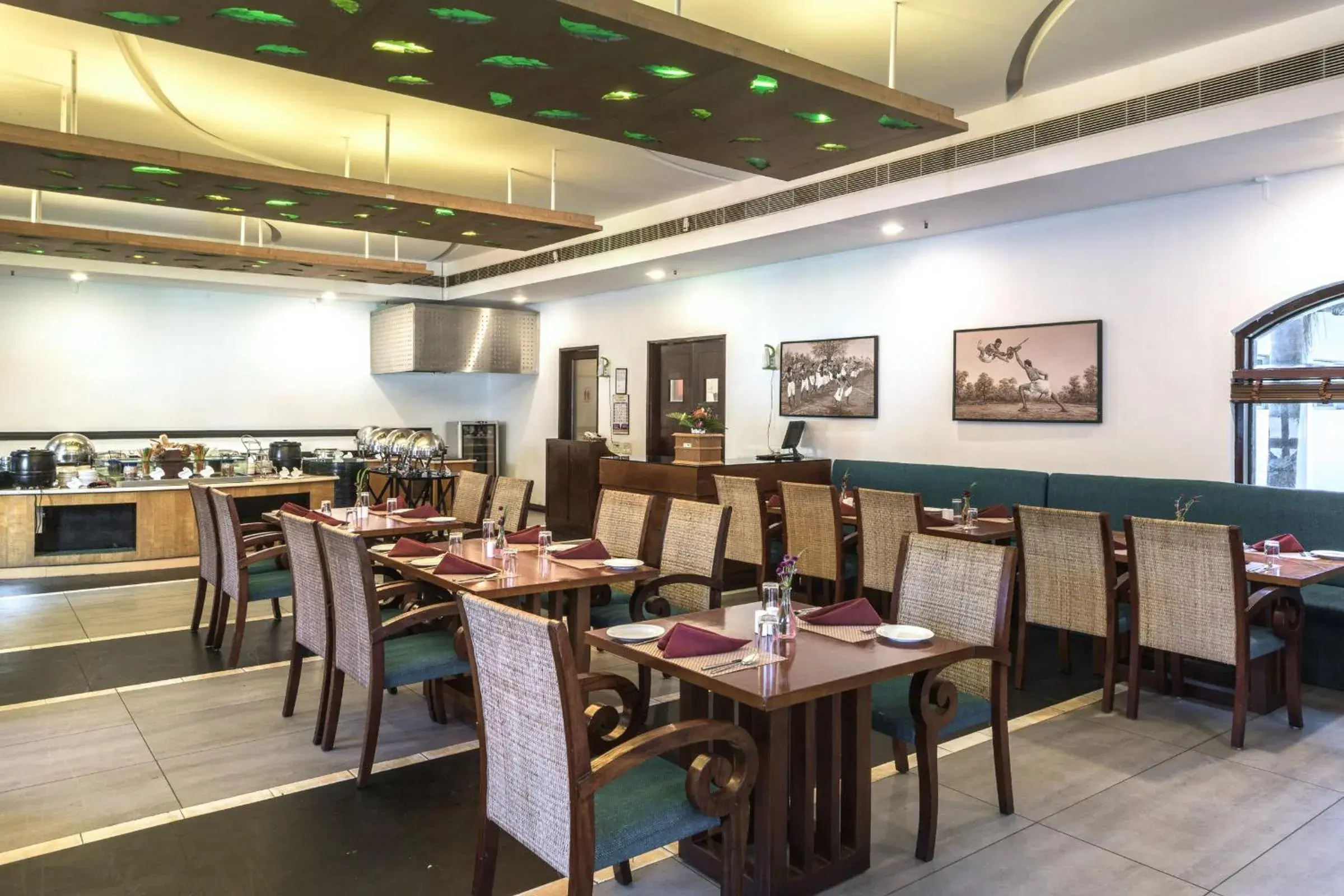 Restaurant/places to eat in Club Mahindra Cherai Beach Restaurant/places to eat in Club Mahindra Cherai Beach