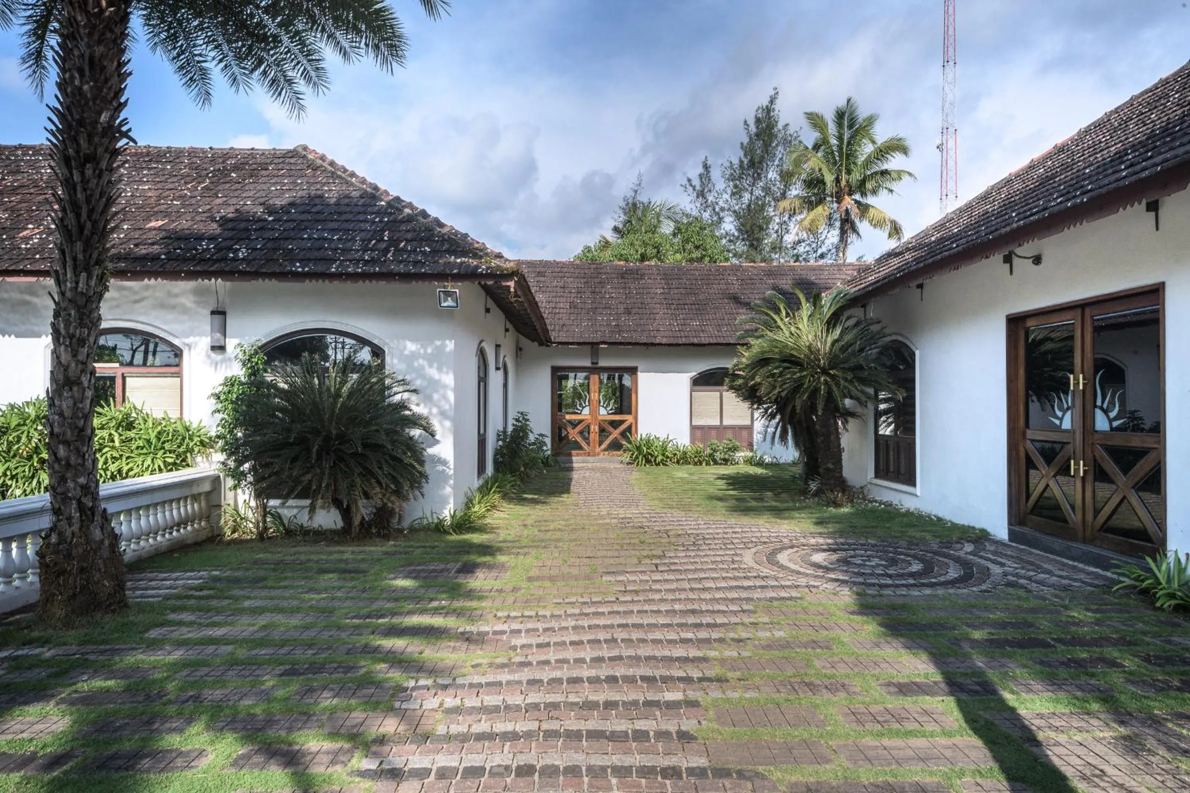 Property building in Club Mahindra Cherai Beach