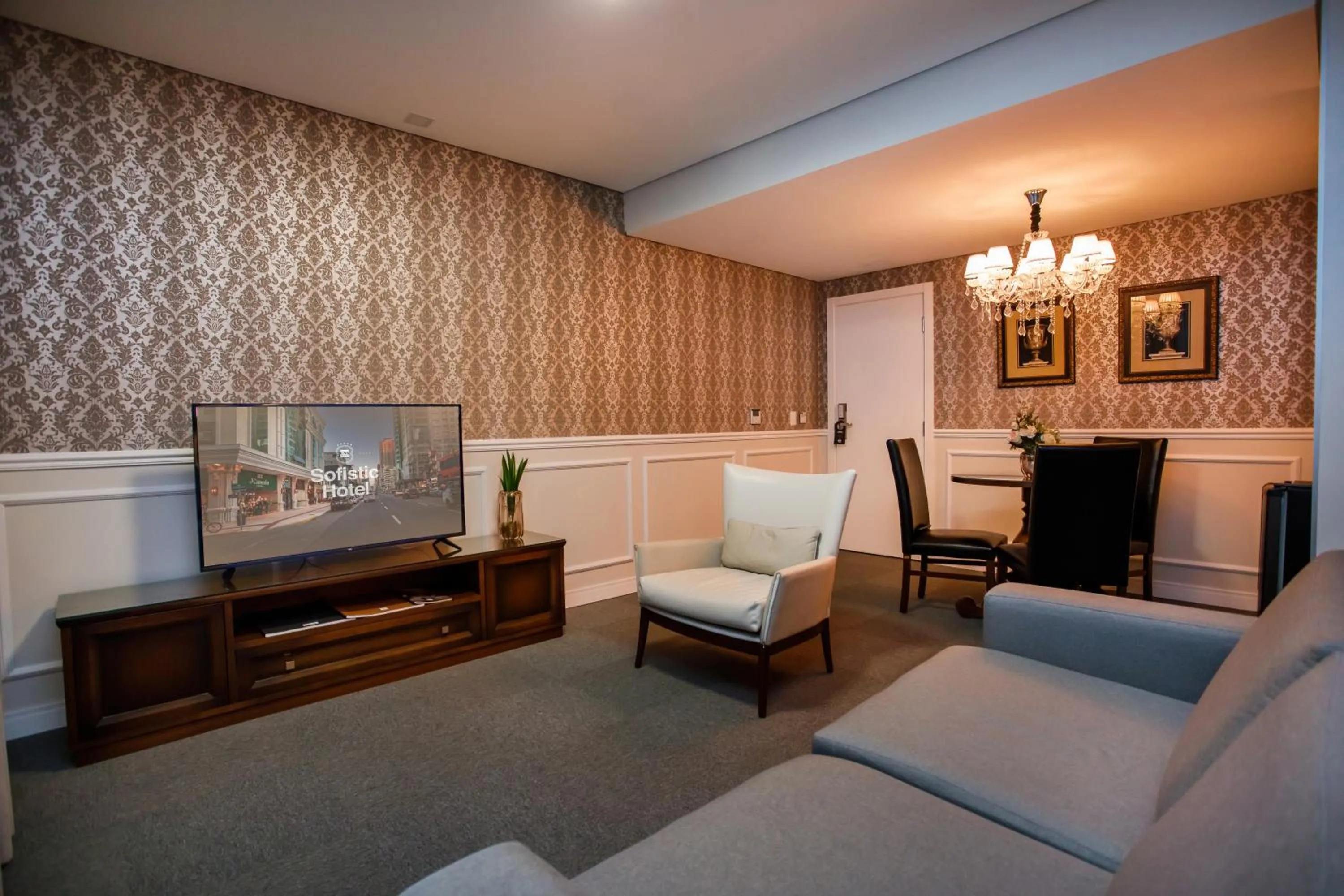 TV and multimedia in Sofistic Hotel