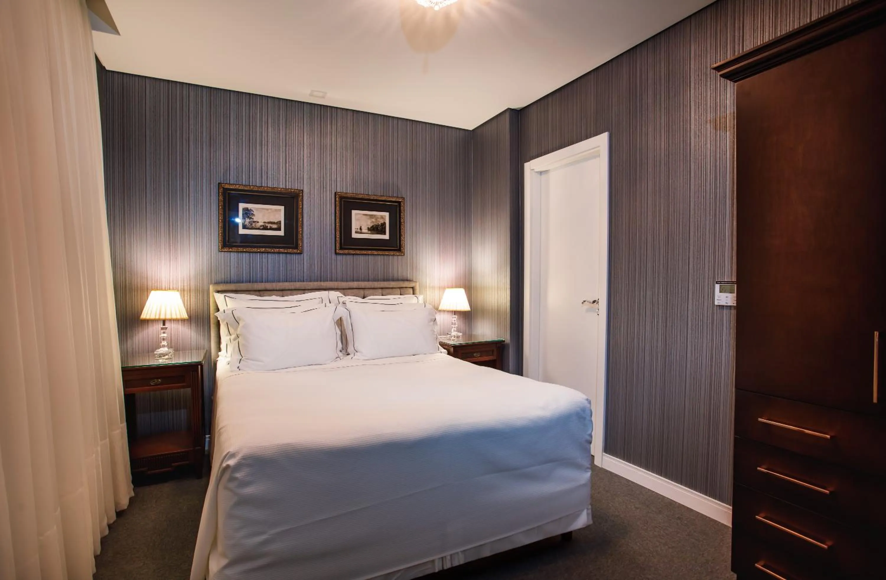 Bed in Sofistic Hotel