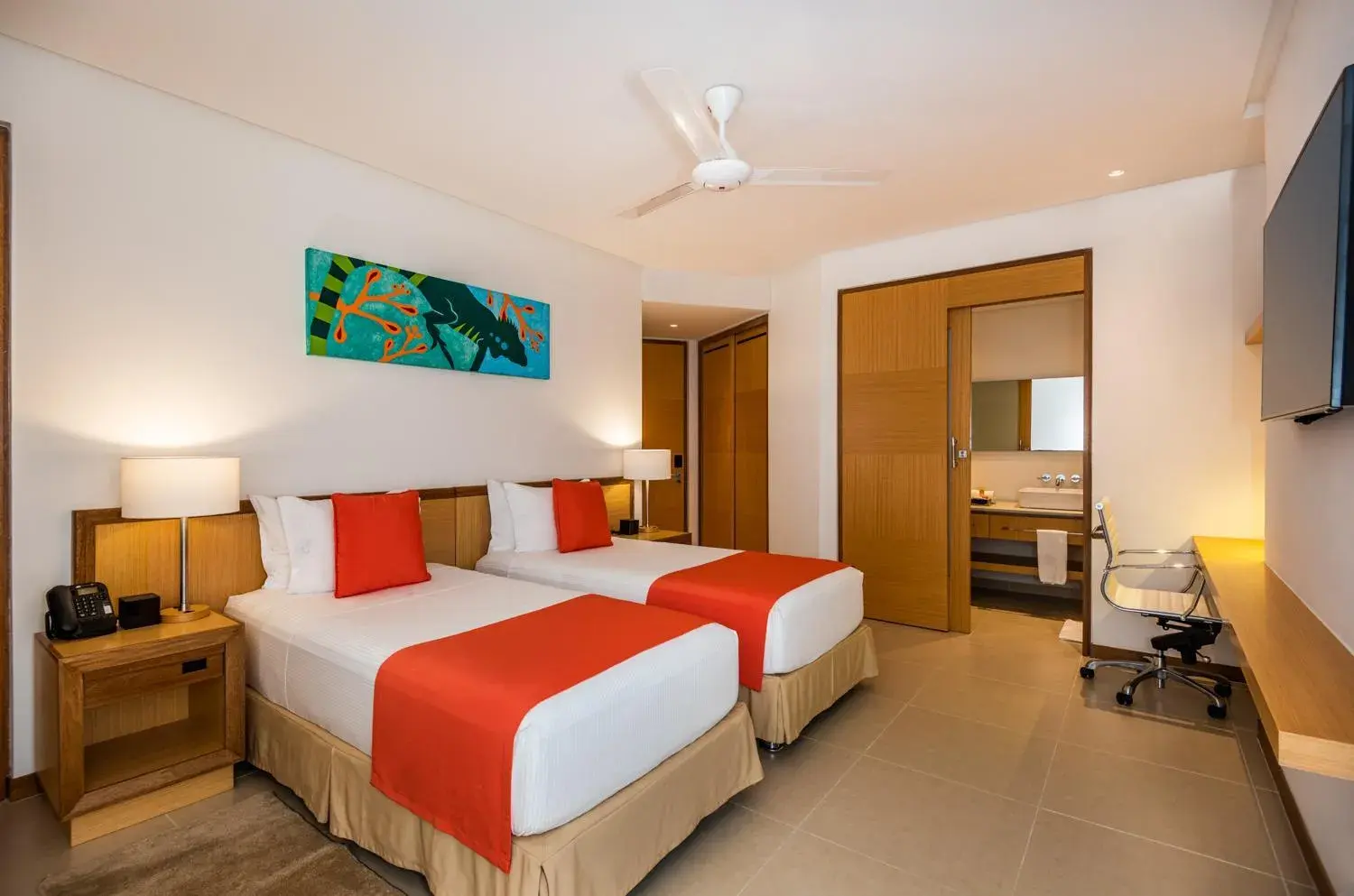 Two-Bedroom Suite in Hotel Irotama Reservado Two-Bedroom Suite in Hotel Irotama Reservado