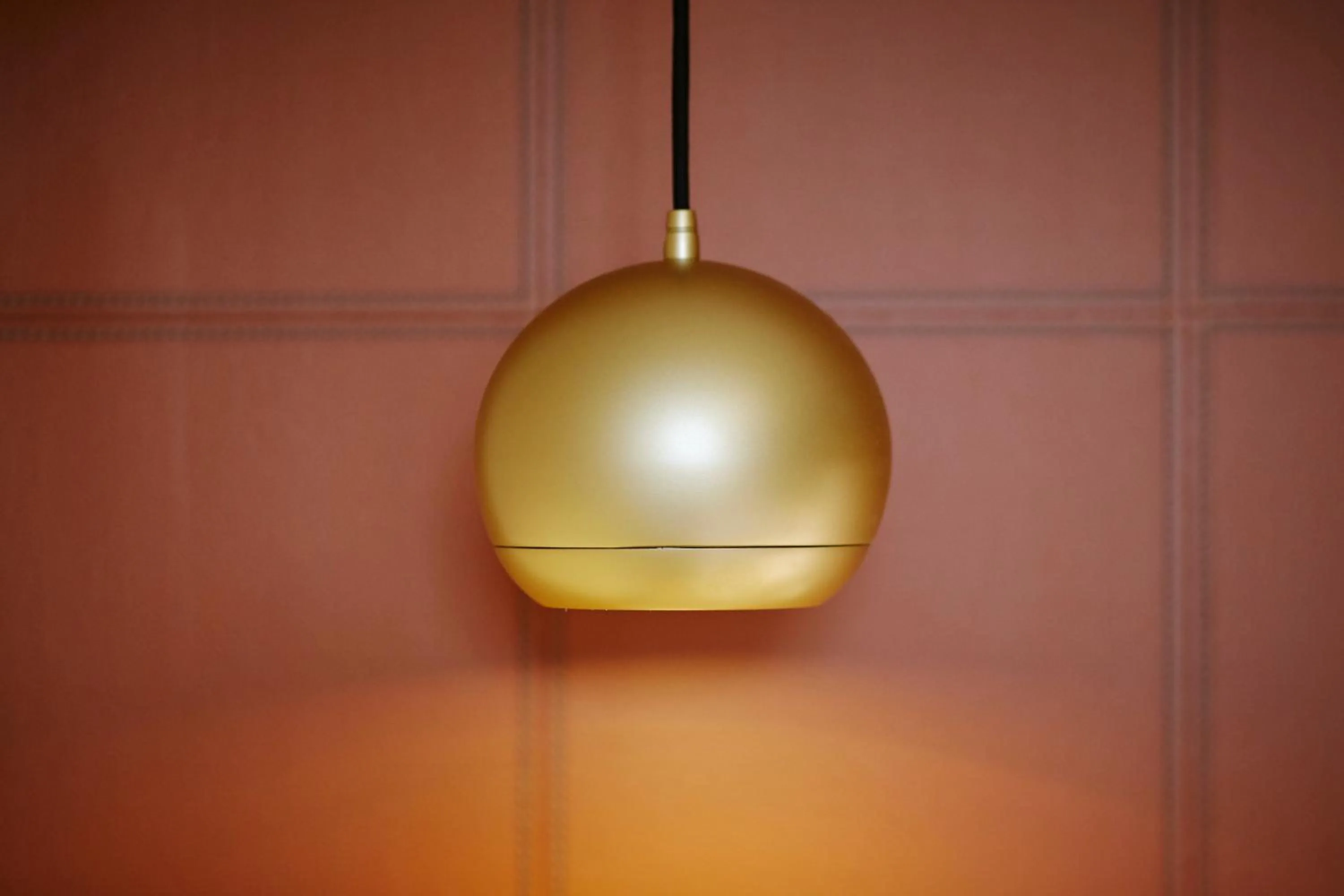 Decorative detail in Les Chants d'Ailes - Hôtel Face Mer