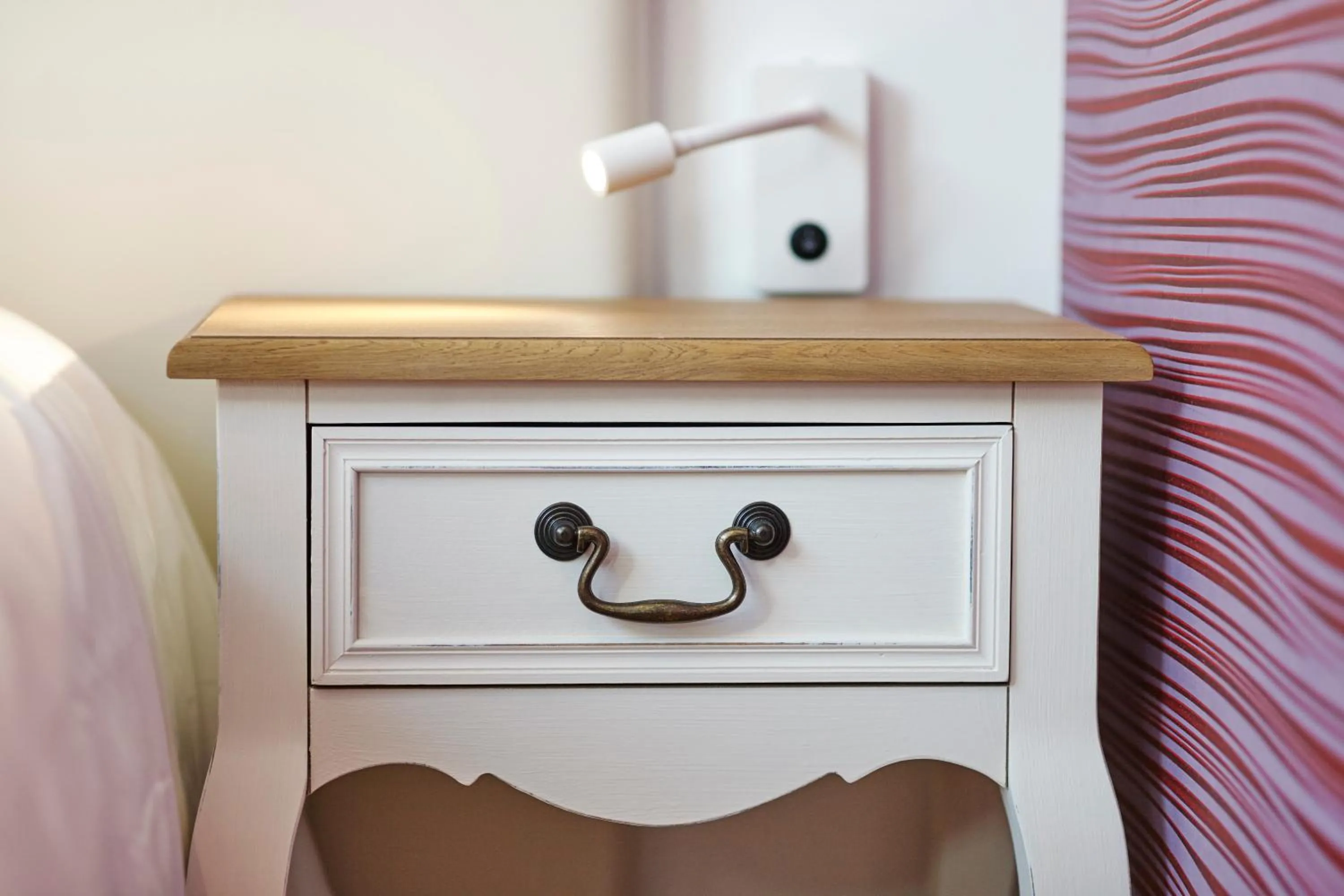 hair dresser in Les Chants d'Ailes - Hôtel Face Mer