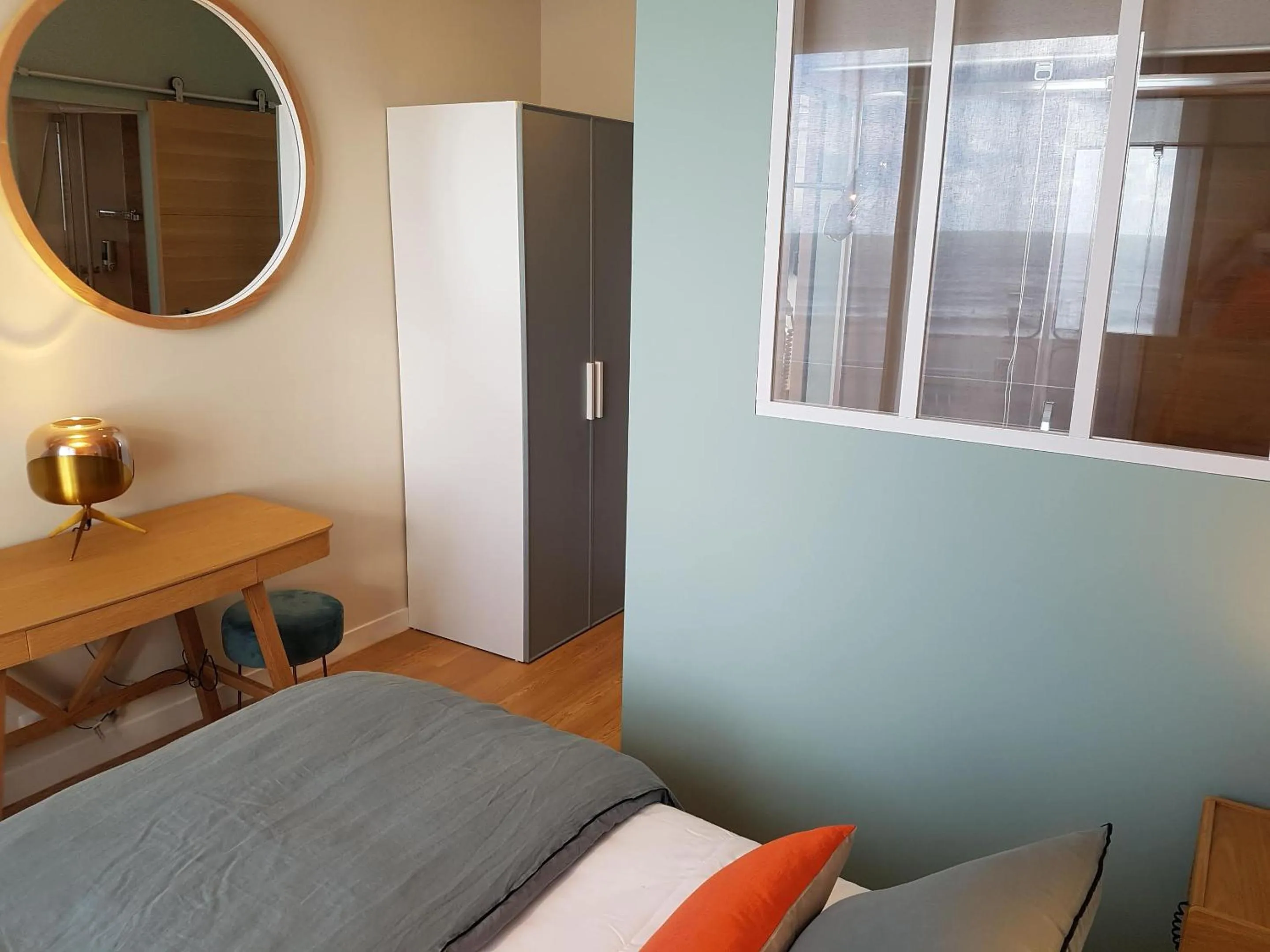 Bed in Les Chants d'Ailes - Hôtel Face Mer