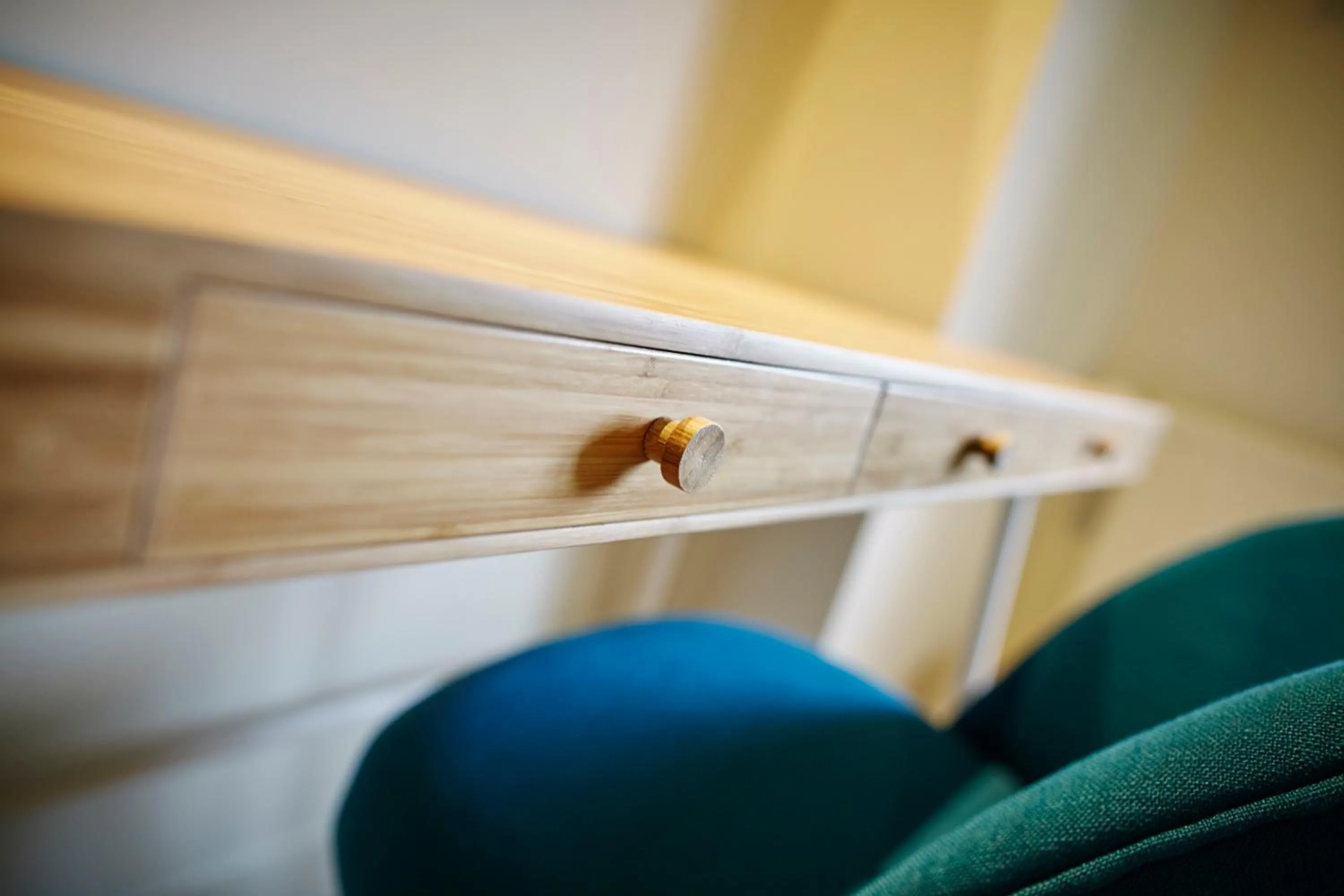 Decorative detail in Les Chants d'Ailes - Hôtel Face Mer