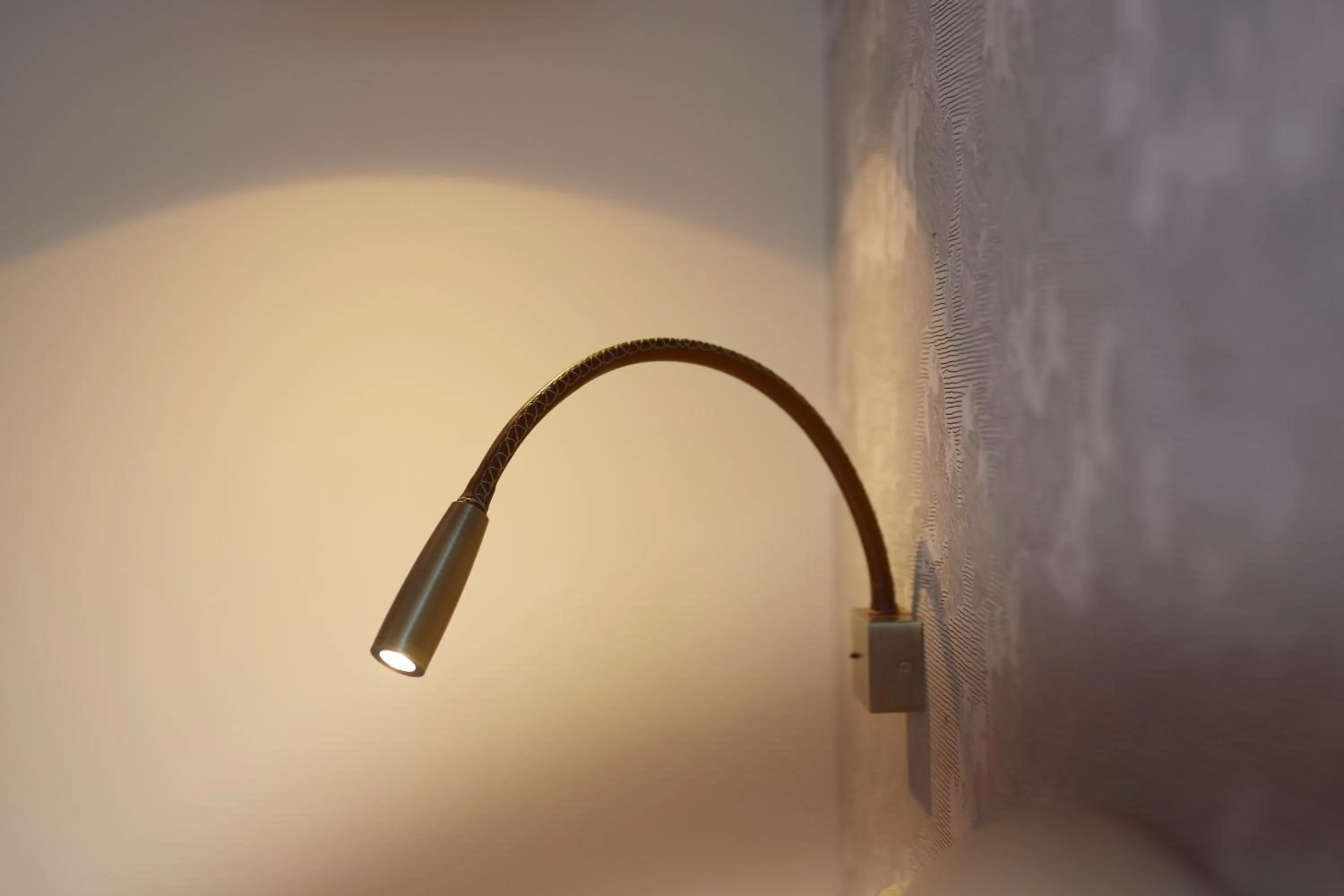 Decorative detail in Les Chants d'Ailes - Hôtel Face Mer