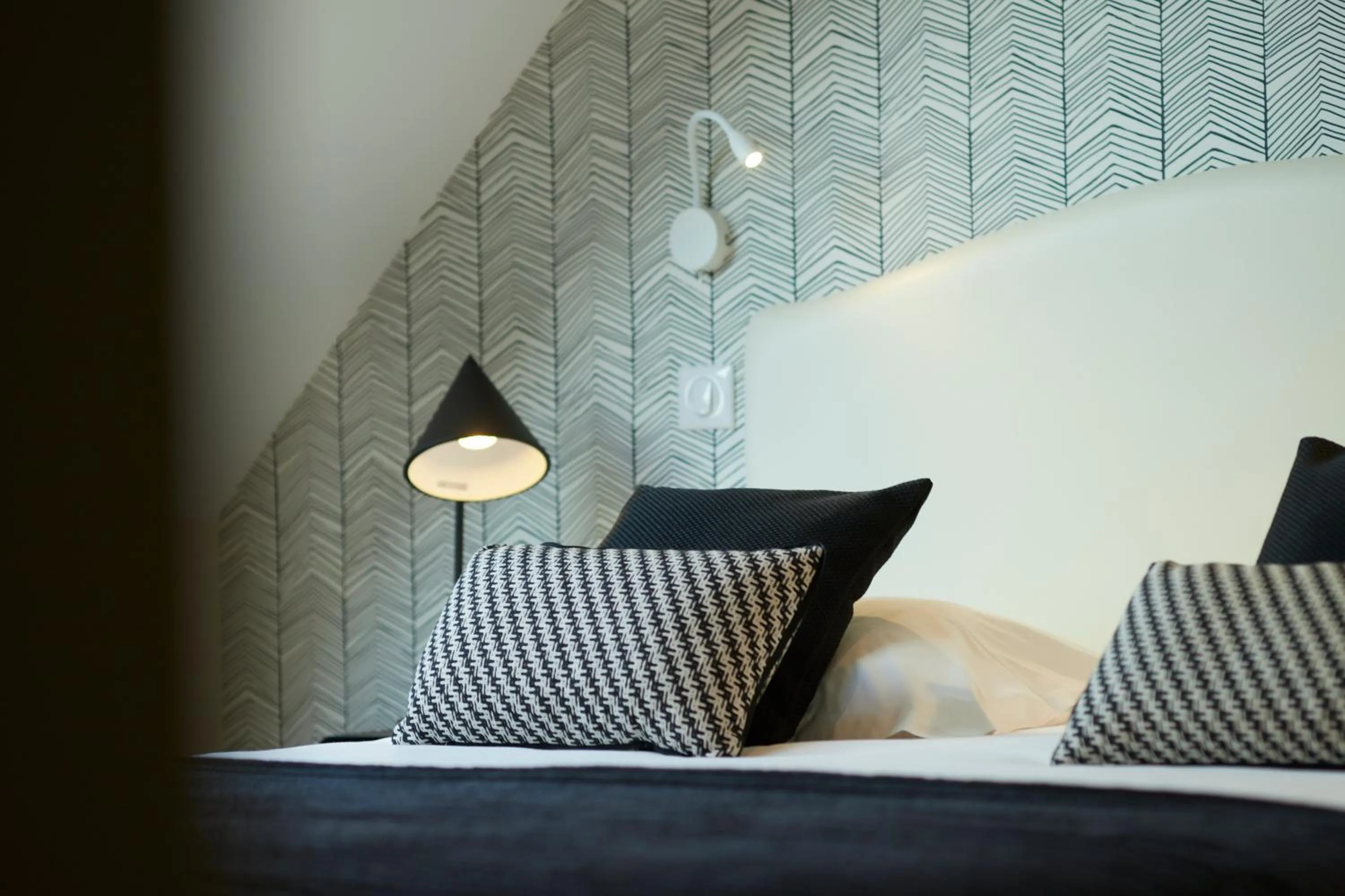 Bed in Les Chants d'Ailes - Hôtel Face Mer