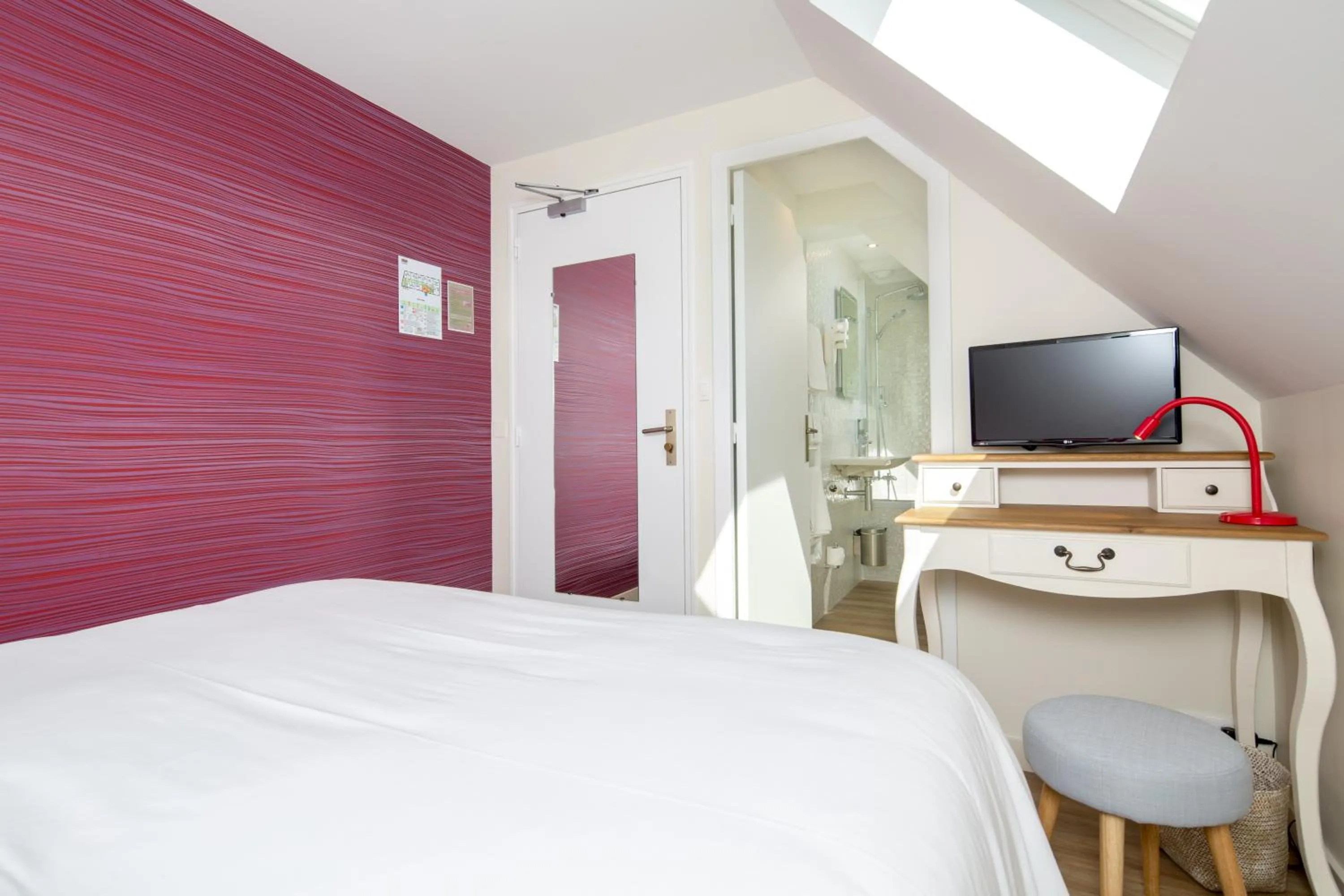 Bed in Les Chants d'Ailes - Hôtel Face Mer