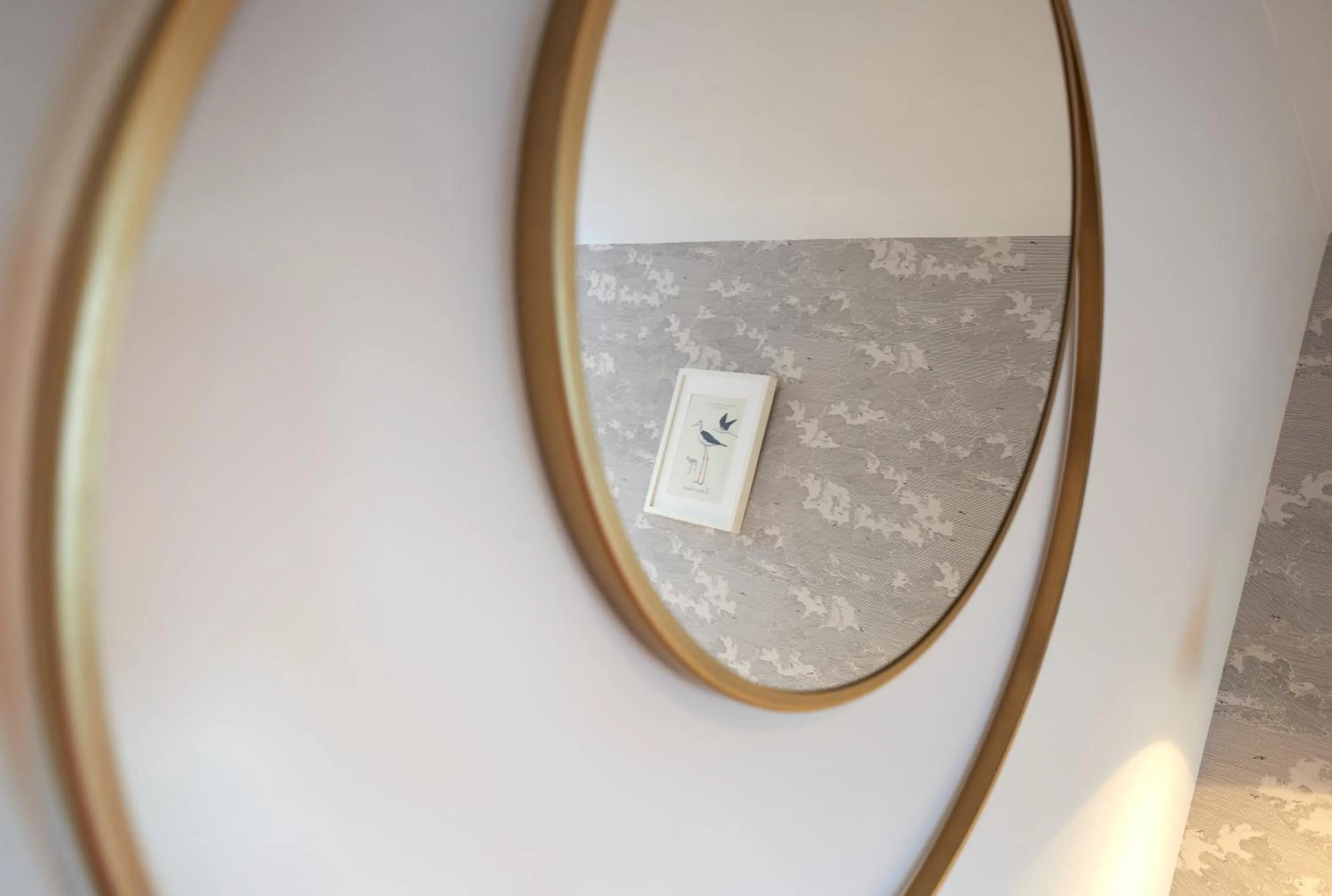 Decorative detail in Les Chants d'Ailes - Hôtel Face Mer