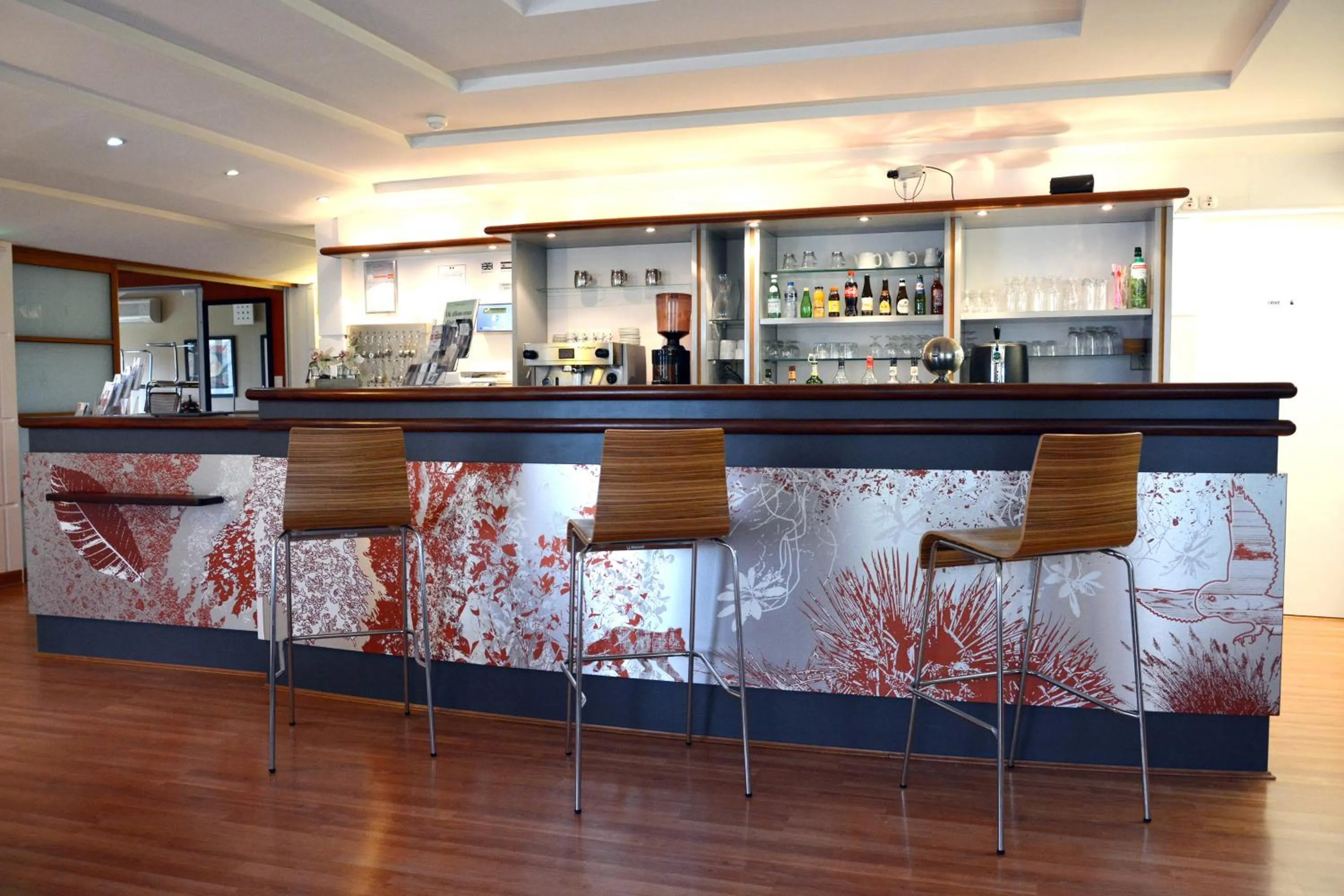 Lounge or bar in Hôtel du Parc Nantes Ouest Orvault