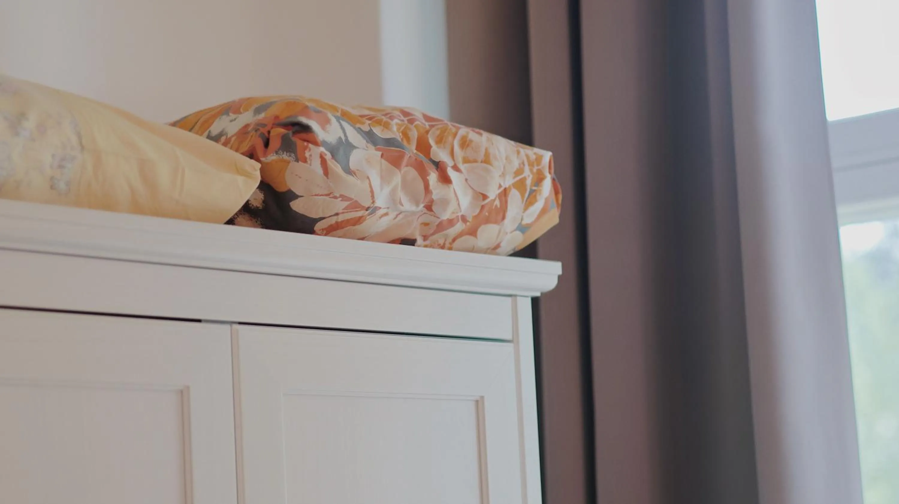 wardrobe in Huoneistohotelli Marja