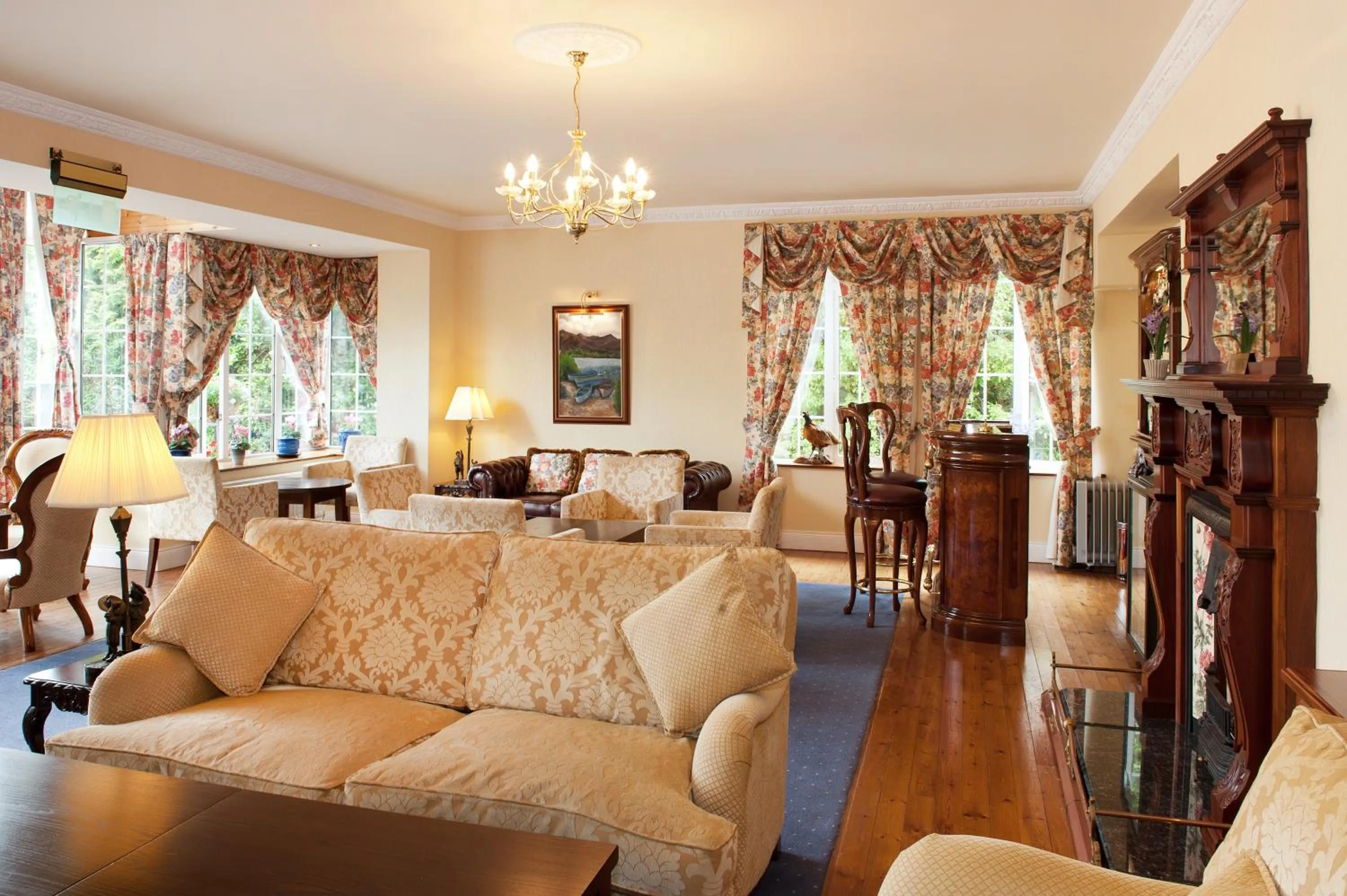 Lounge or bar in Old Weir Lodge