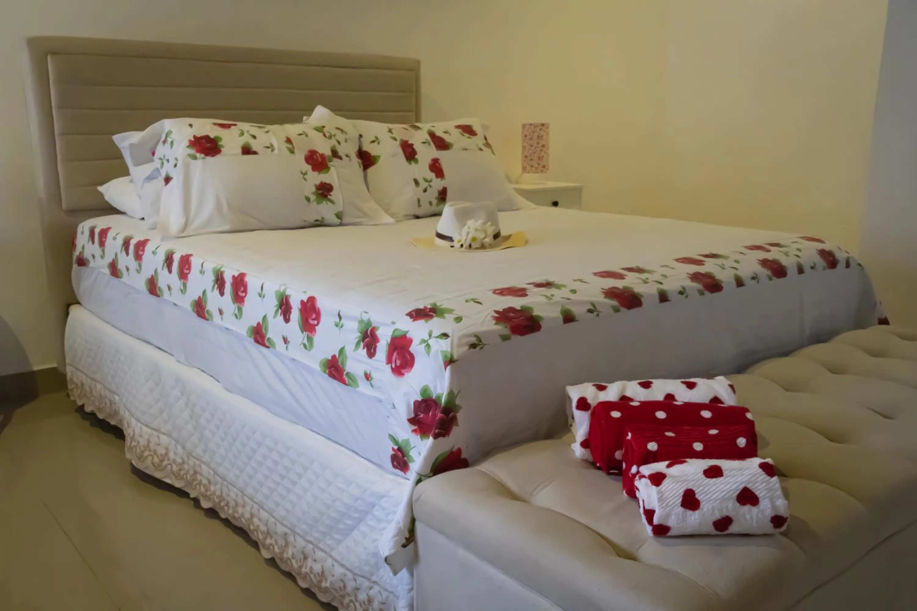 Bed in Pousada Gata Russa