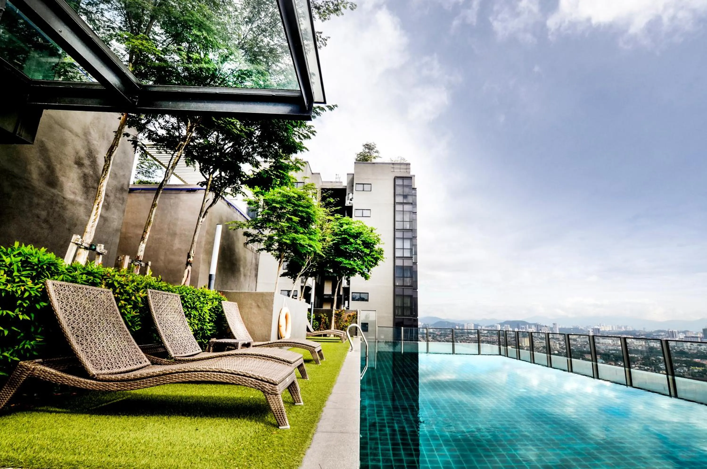 Swimming pool in Happy Homestay@Icon City Petaling Jaya Sunway Subang