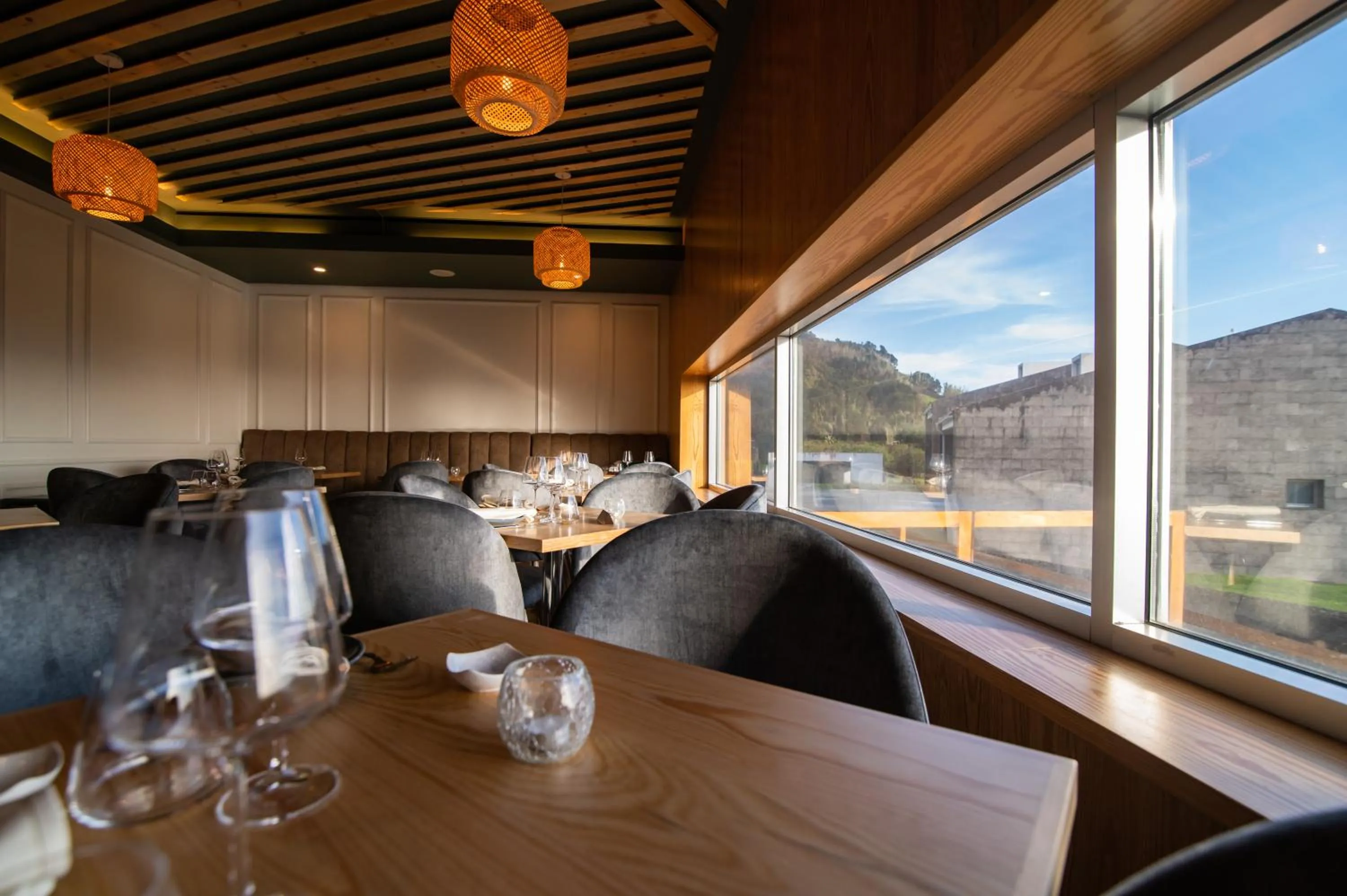 Restaurant/places to eat in ANC Resort