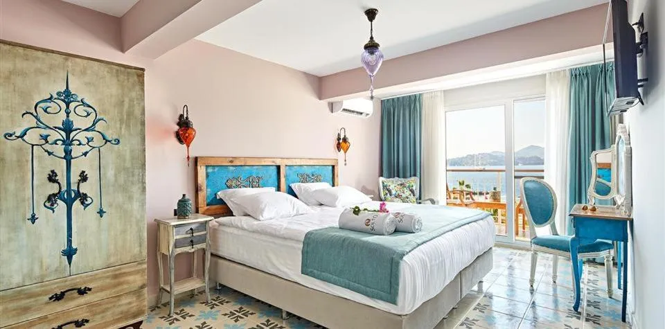 Bed in Fİ Light Solto Boutique Beach Hotel