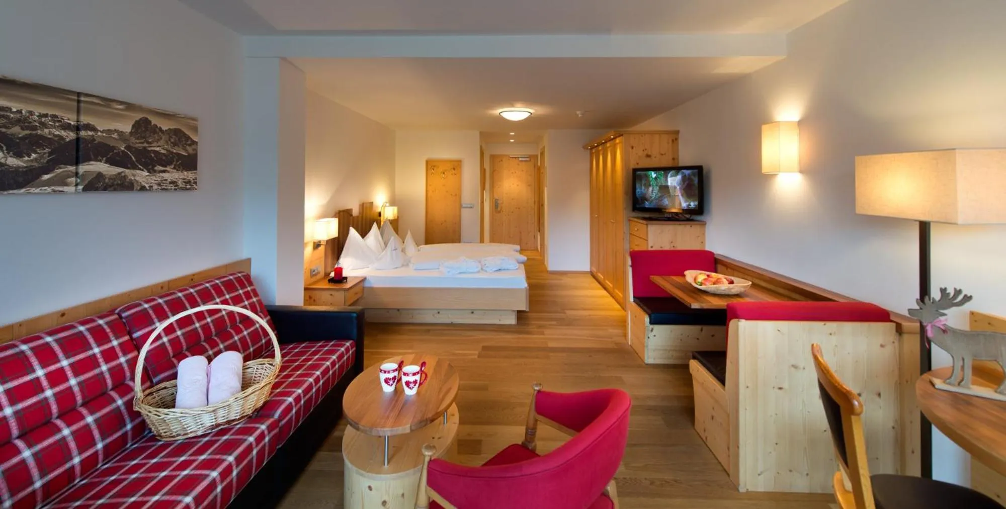 Photo of the whole room, Bed in Hotel Alpenroyal