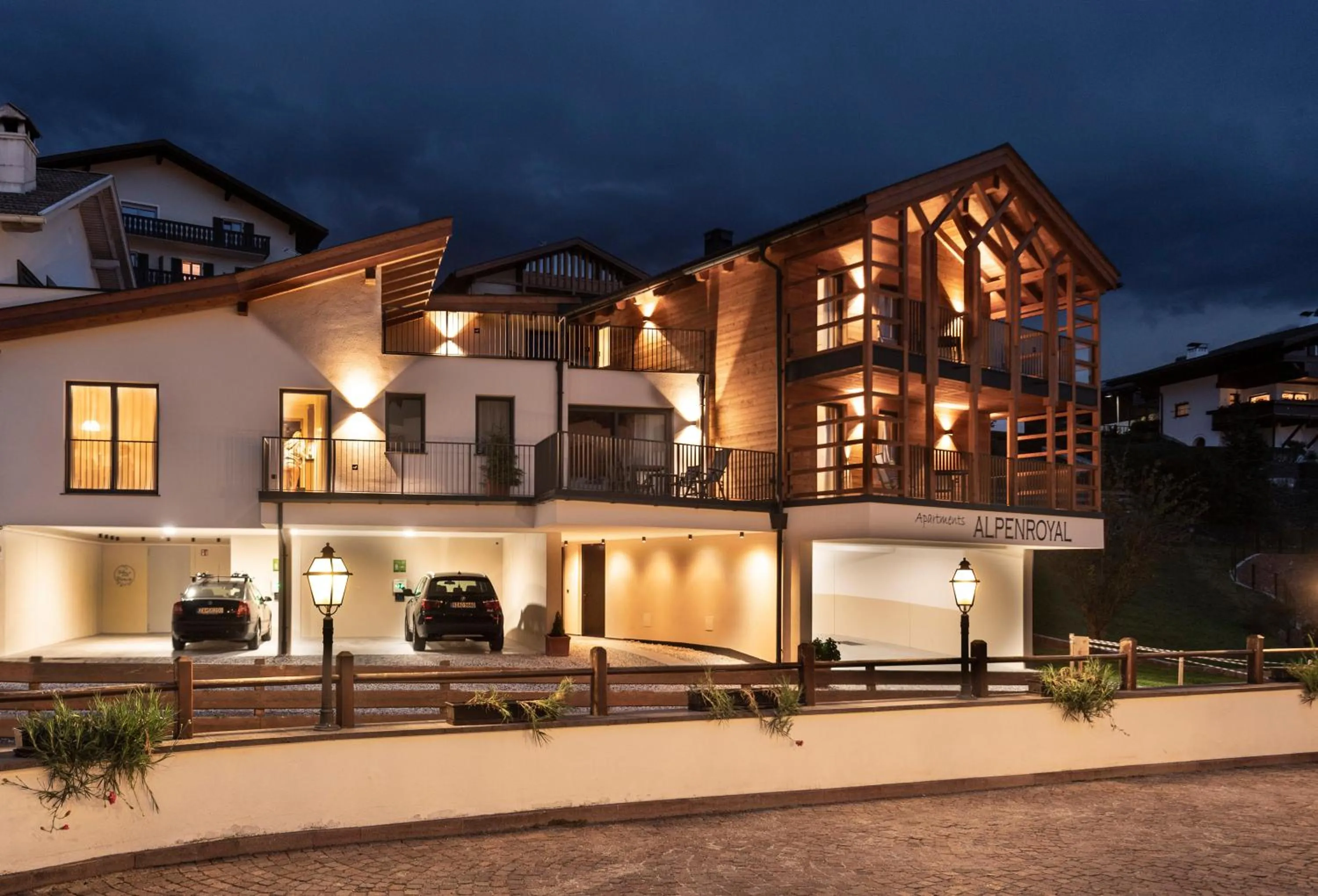 Property building in Hotel Alpenroyal