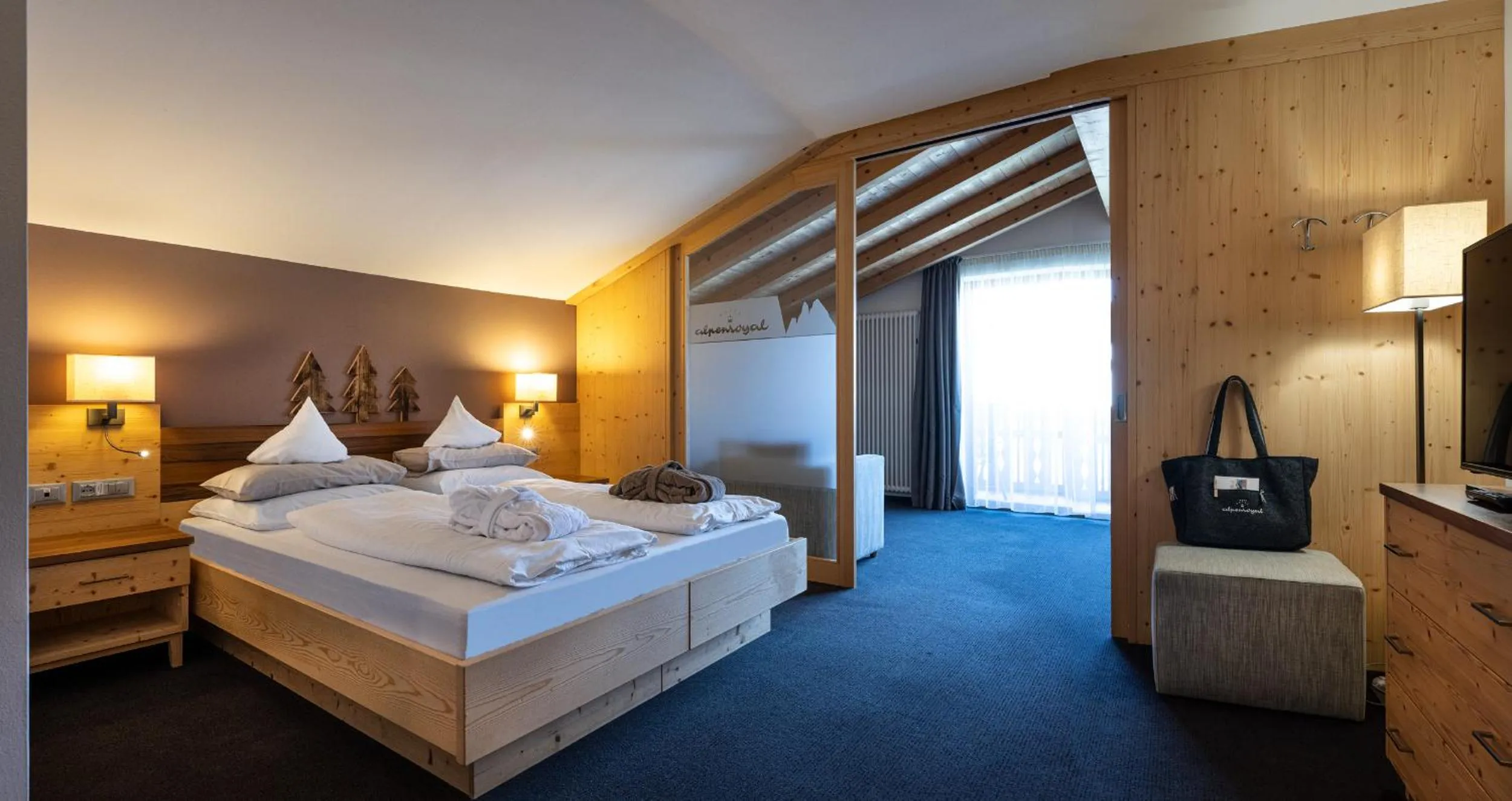 Photo of the whole room, Bed in Hotel Alpenroyal