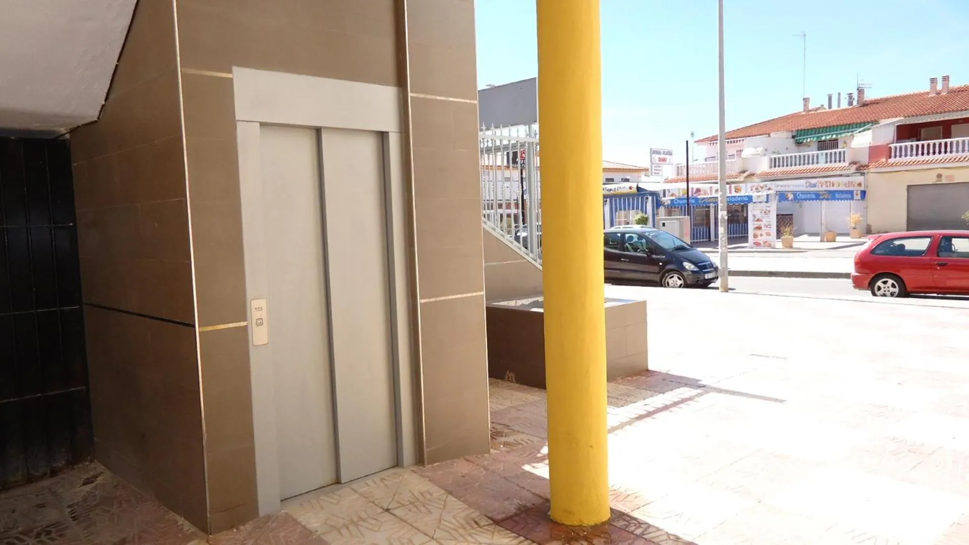 Facade/entrance in Pension Los Cisnes