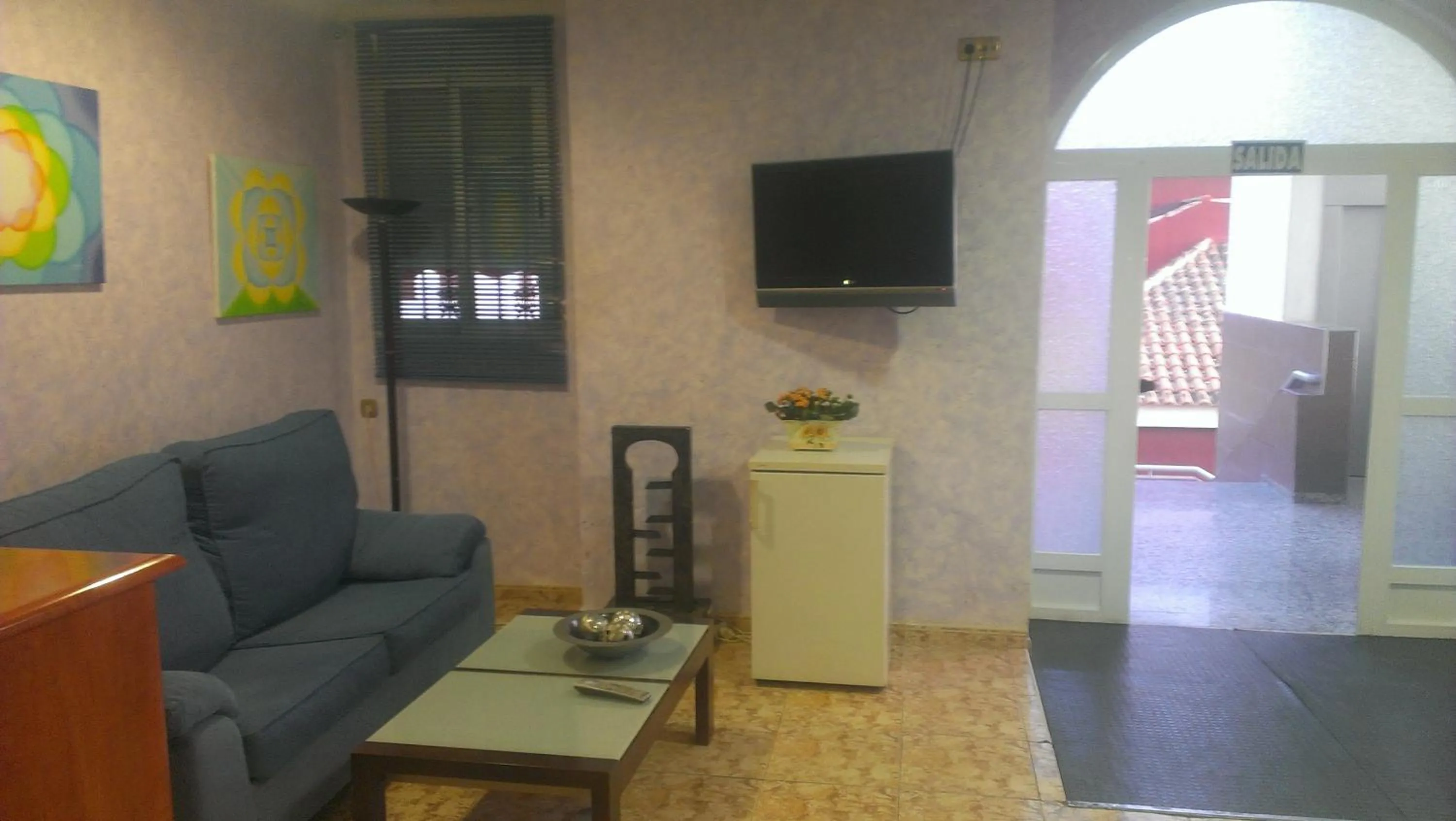 Communal lounge/ TV room in Pension Los Cisnes