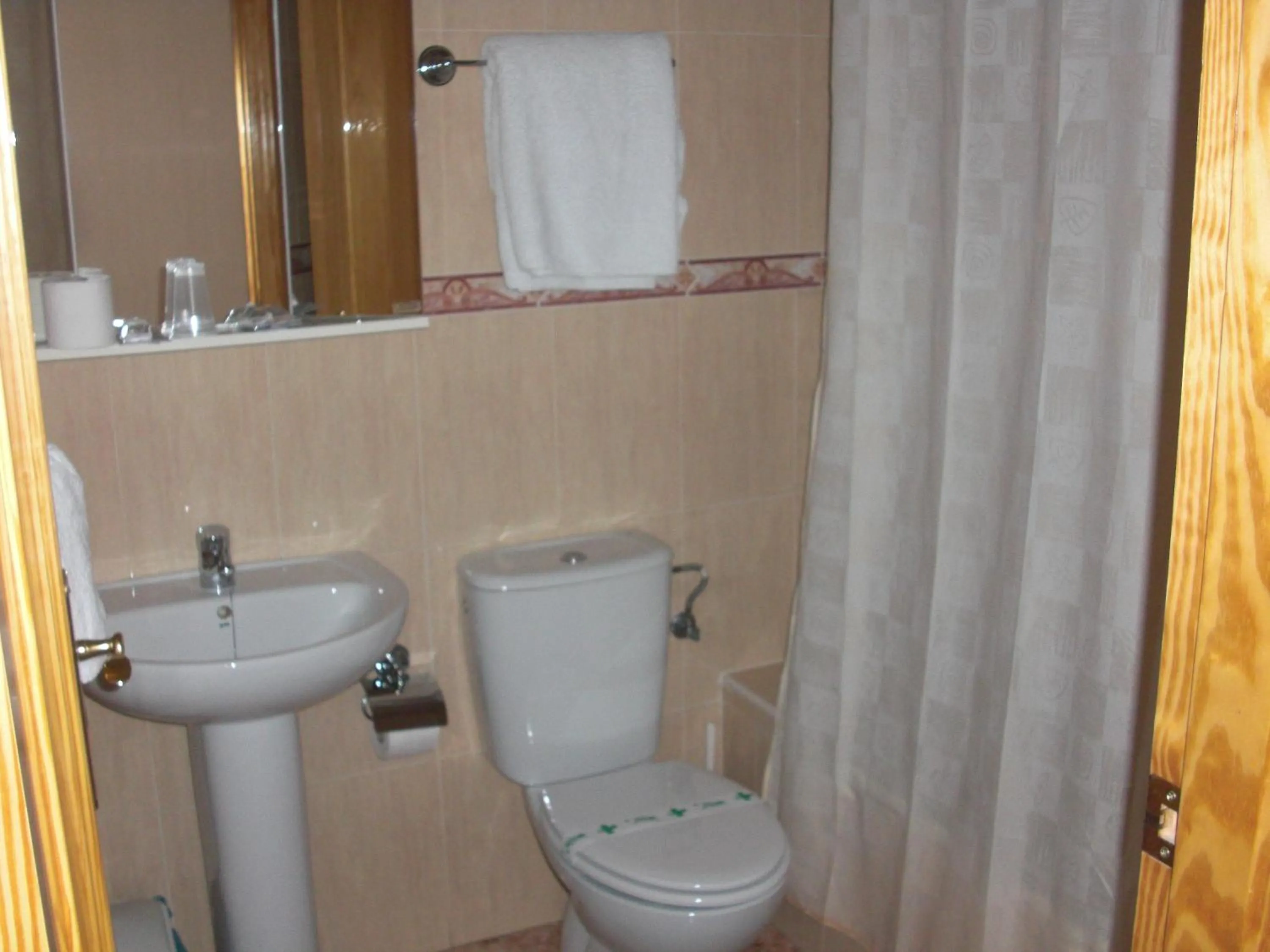 Bathroom in Pension Los Cisnes