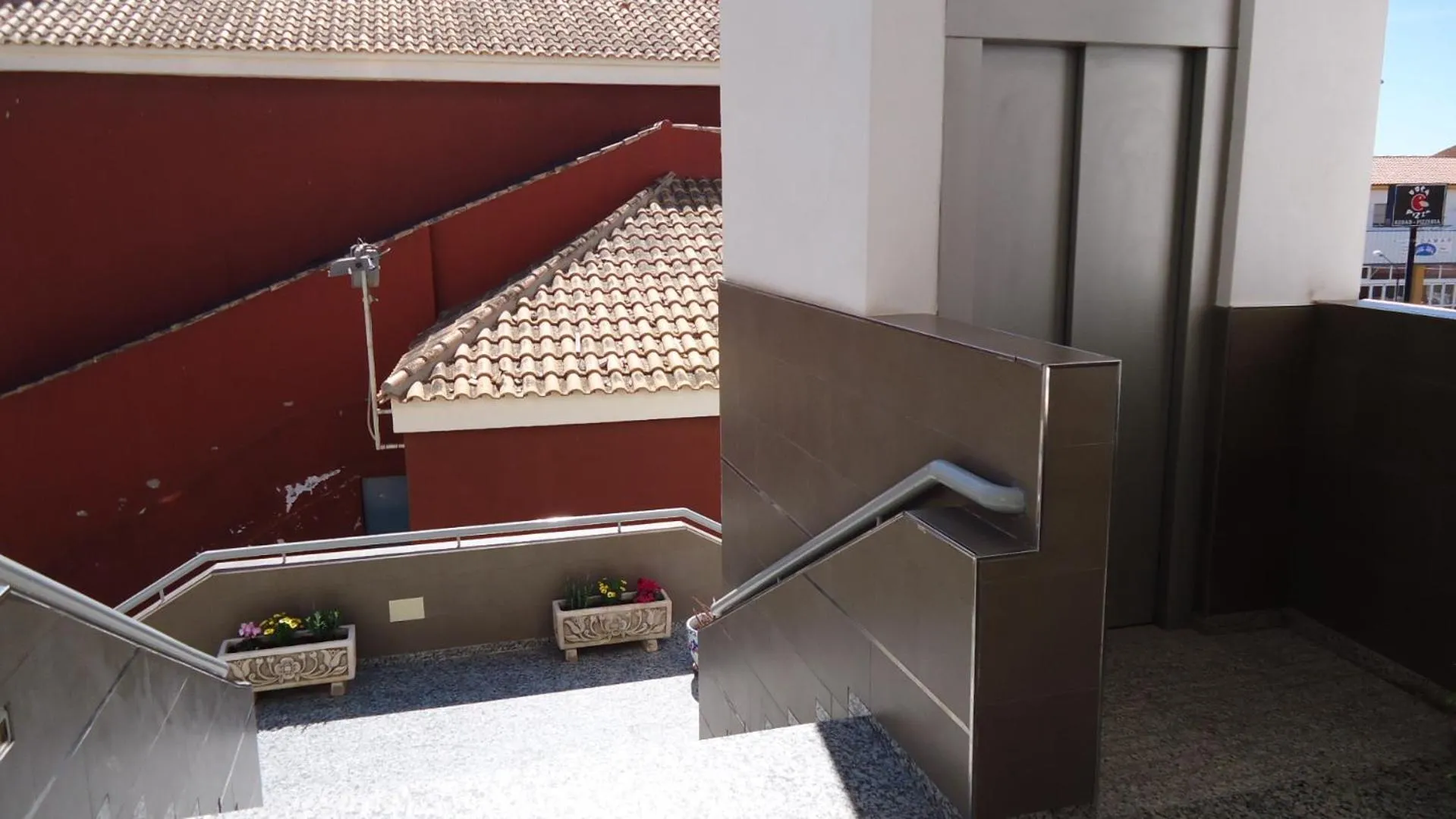 Facade/entrance in Pension Los Cisnes