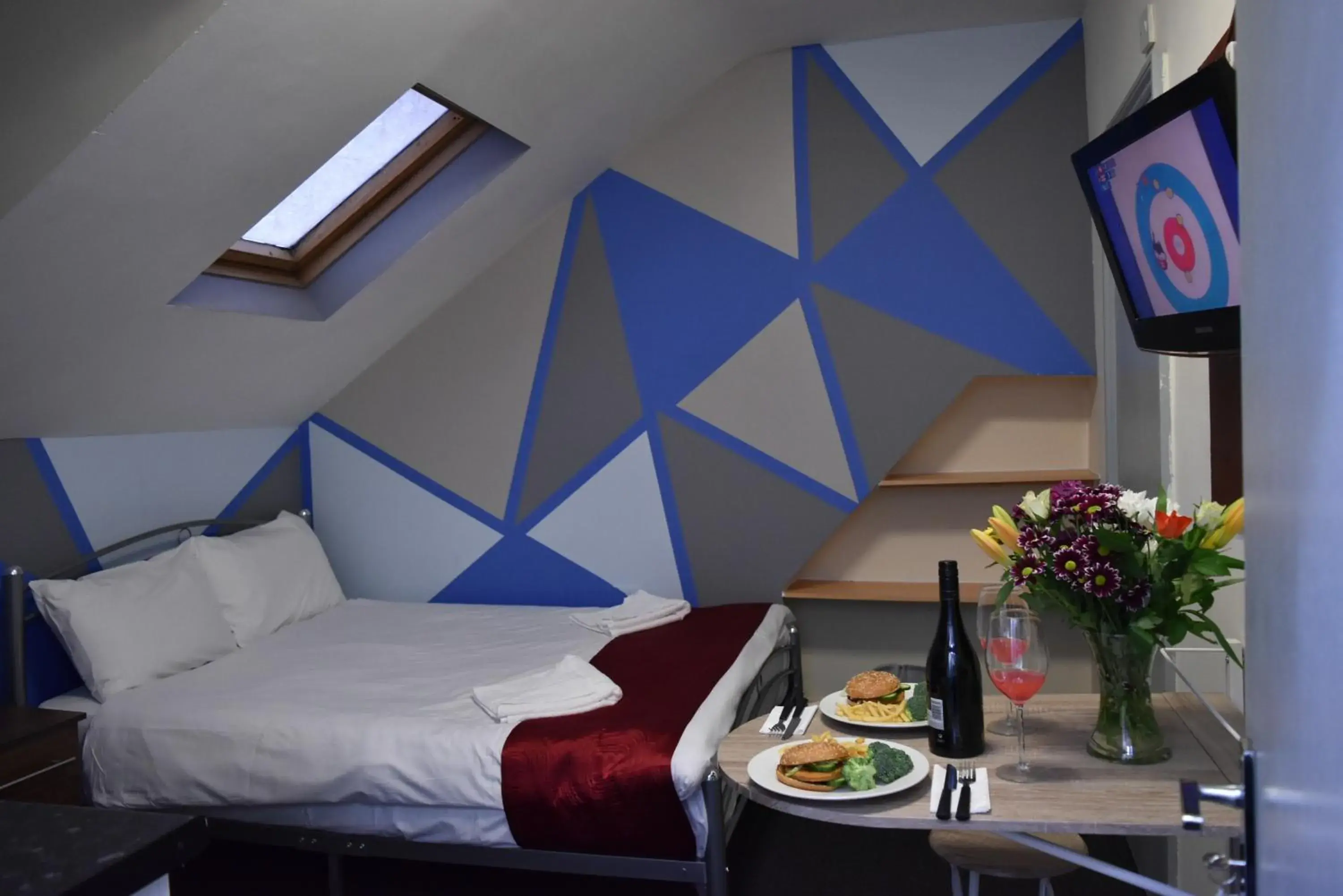 Bed in London Olympus Hotel Nirvana Bed in London Olympus Hotel Nirvana