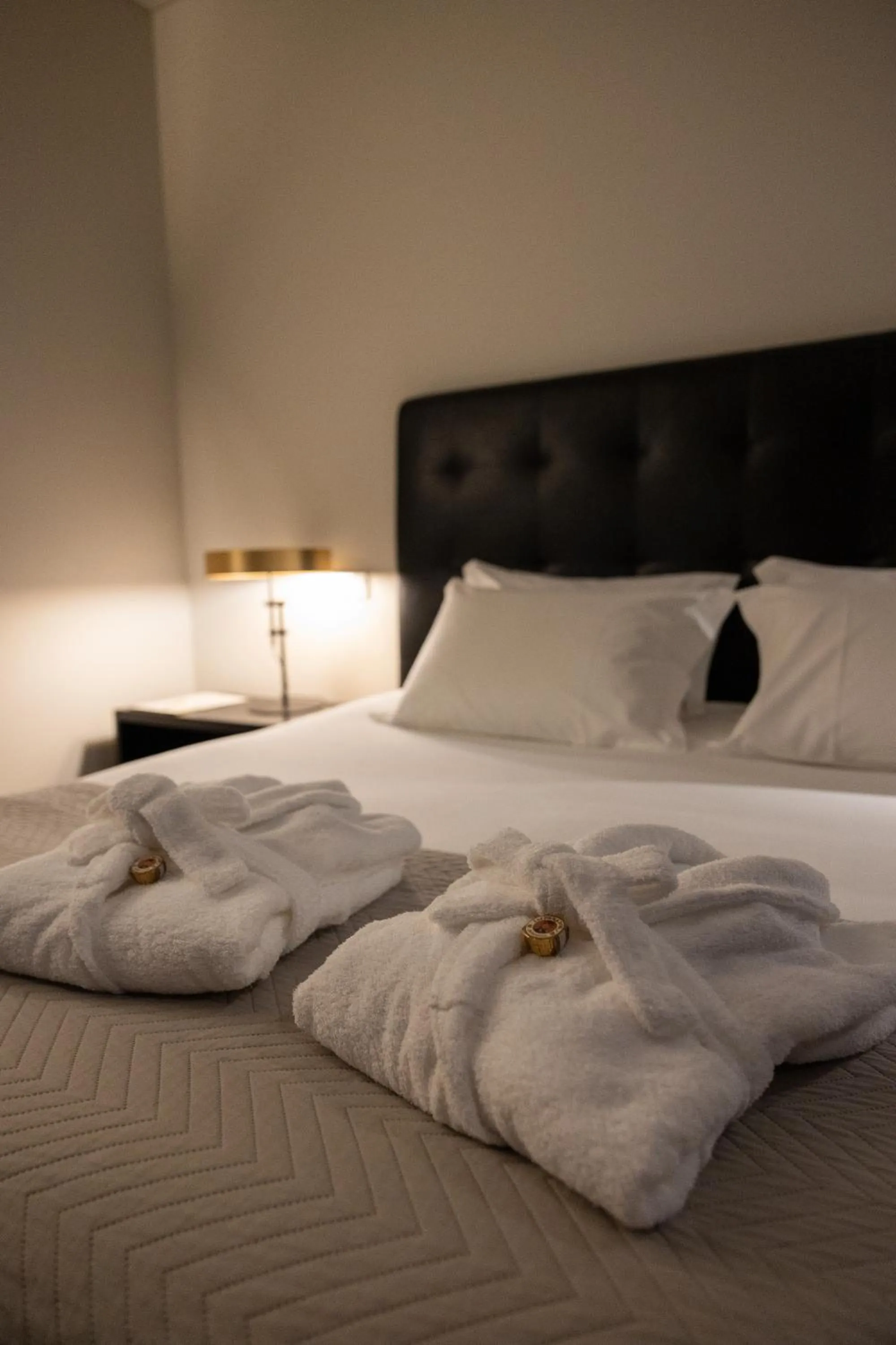 Bed in Axis Viana Business & SPA Hotel