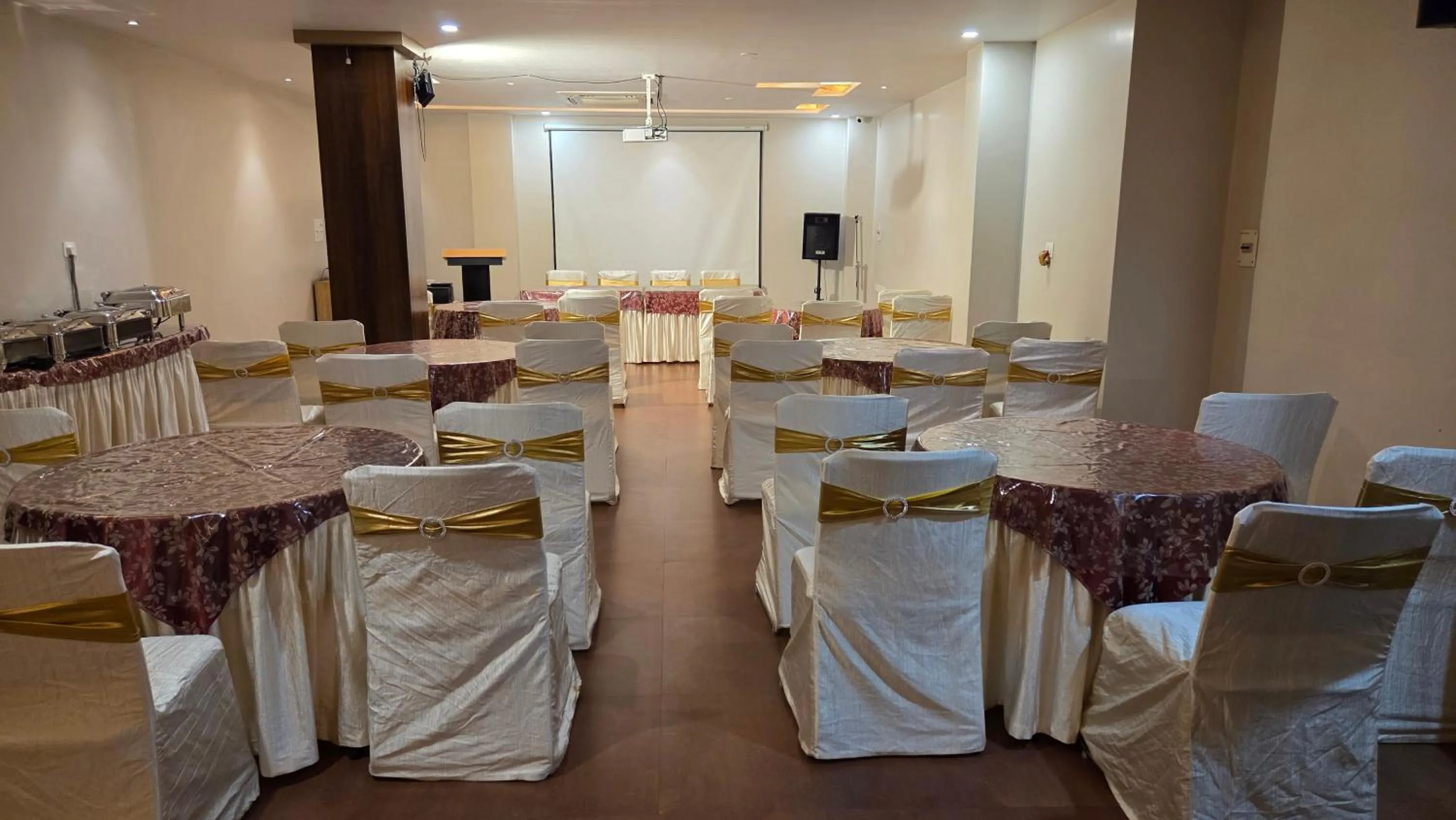 Banquet/Function facilities in Hotel Gulmohar Grand