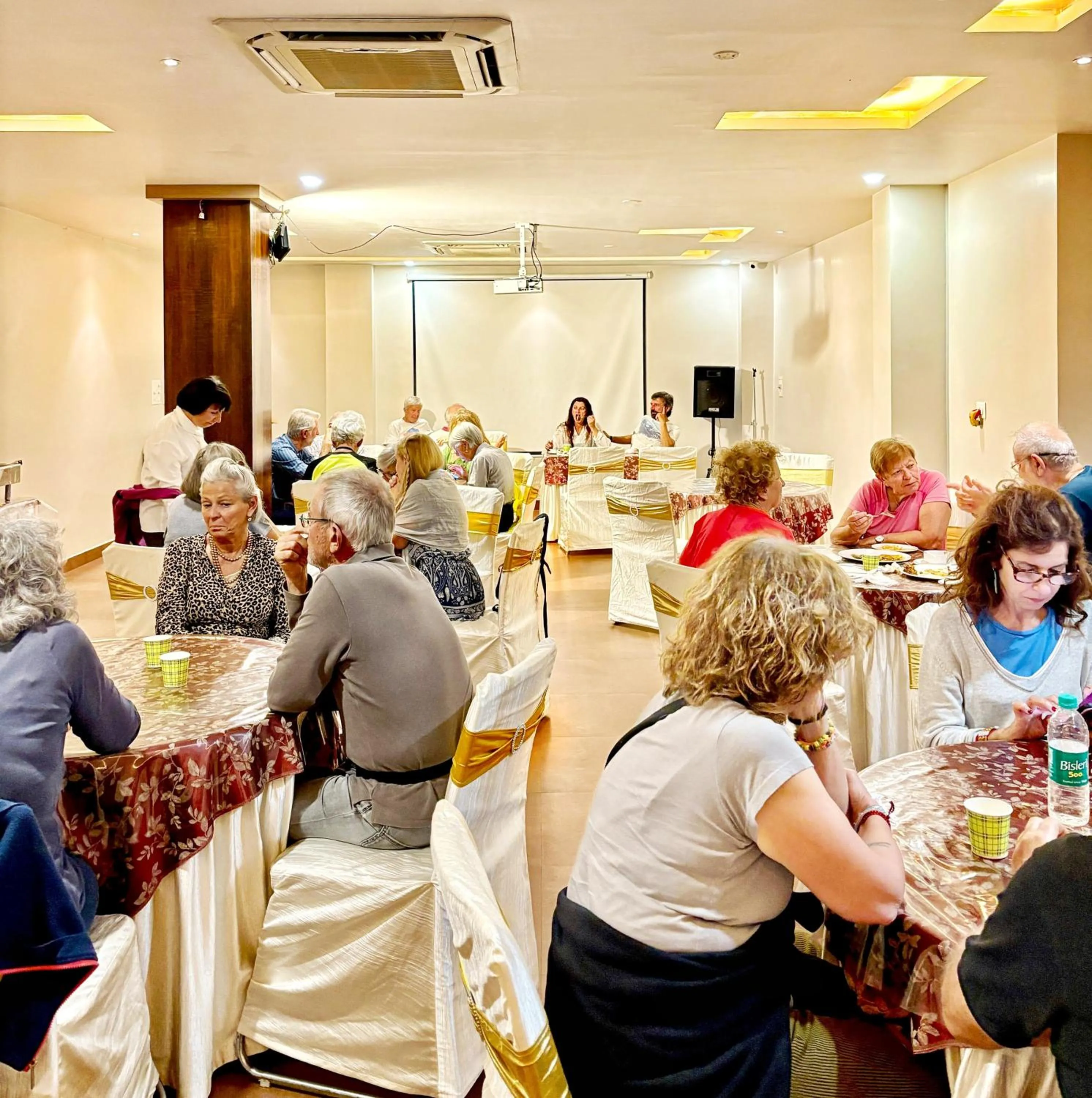 Banquet/Function facilities in Hotel Gulmohar Grand