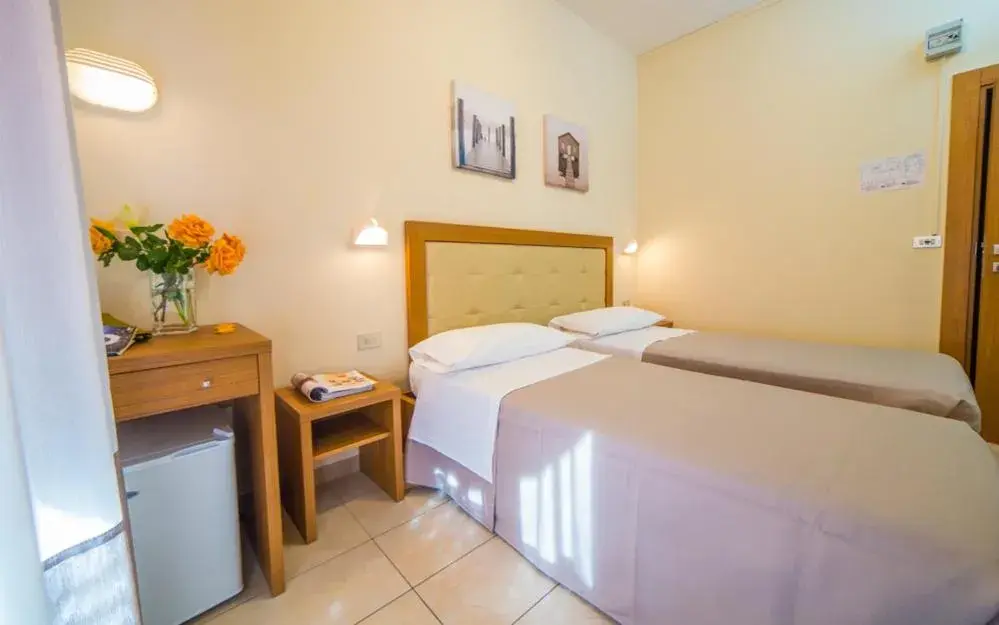 Twin Room in Mediterraneo Hotel & Suites Twin Room in Mediterraneo Hotel & Suites