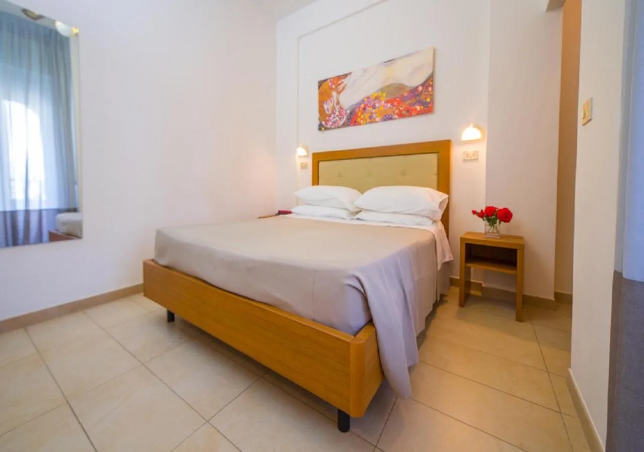 Bedroom, Bed in Mediterraneo Hotel & Suites