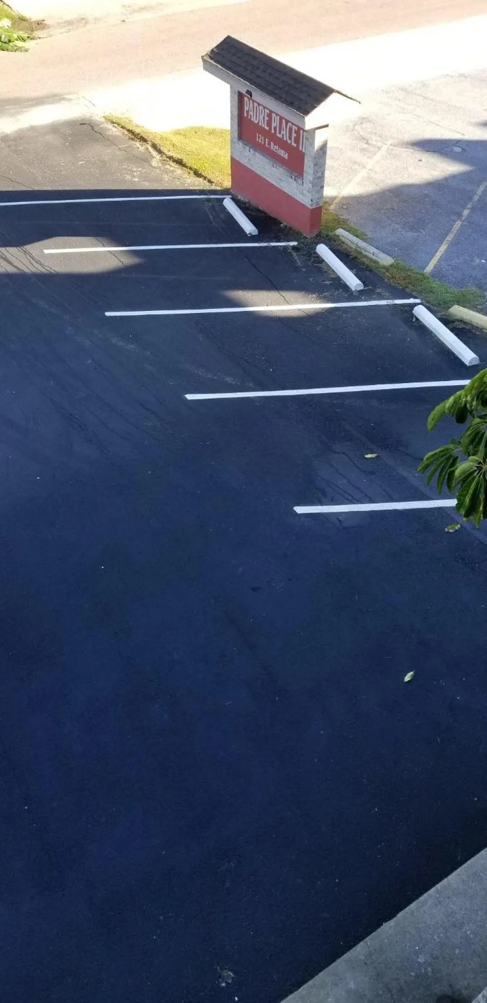 Parking in Charming SPI family condo - walking distance to the beach, Sleeps 6, Third Floor, 2025 Traveler Award