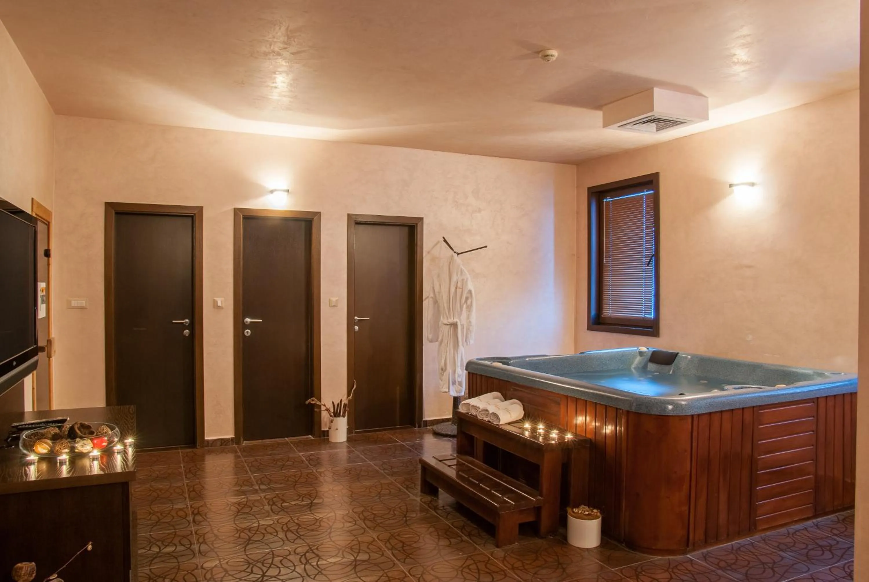 Hot Tub in Hotel Domaine Peshtera