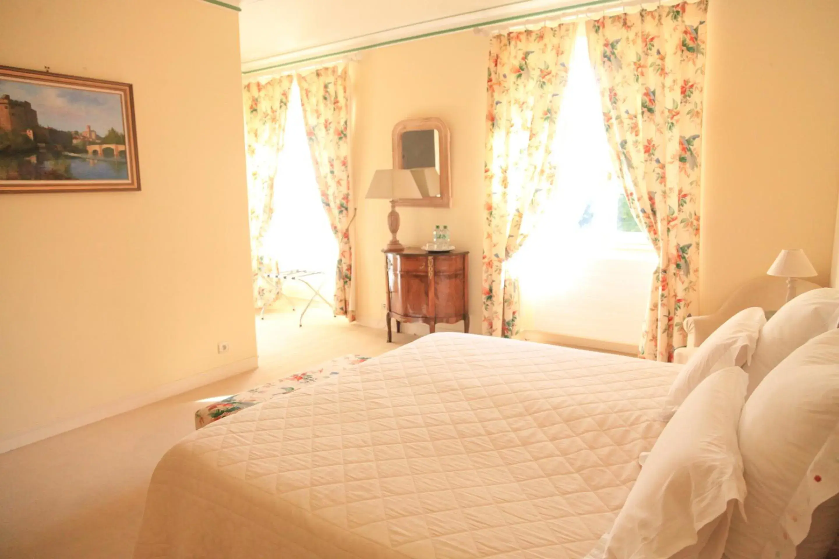 Superior Double Room in Chateau Sénailhac Superior Double Room in Chateau Sénailhac