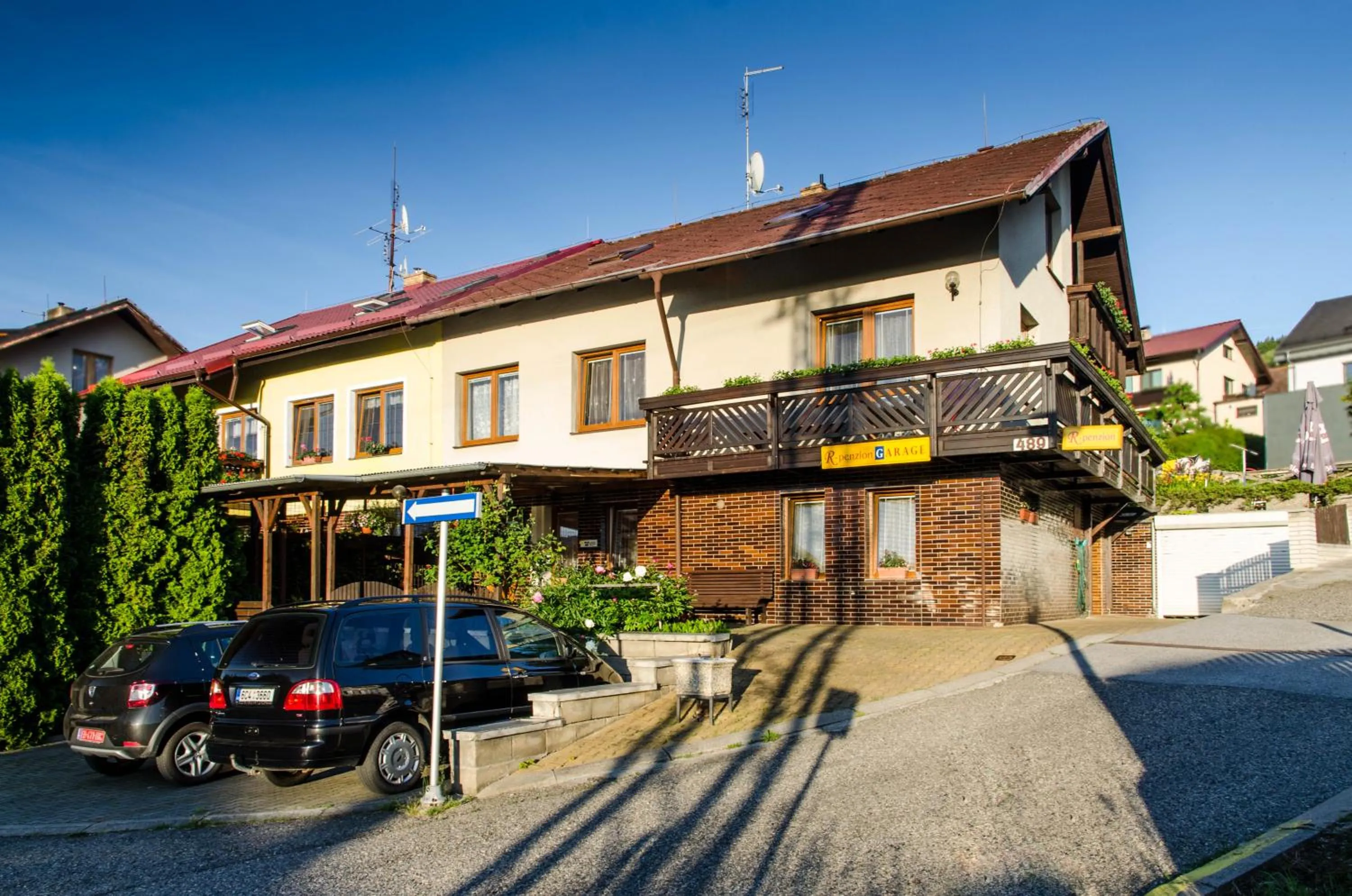 Facade/entrance in R-Penzion