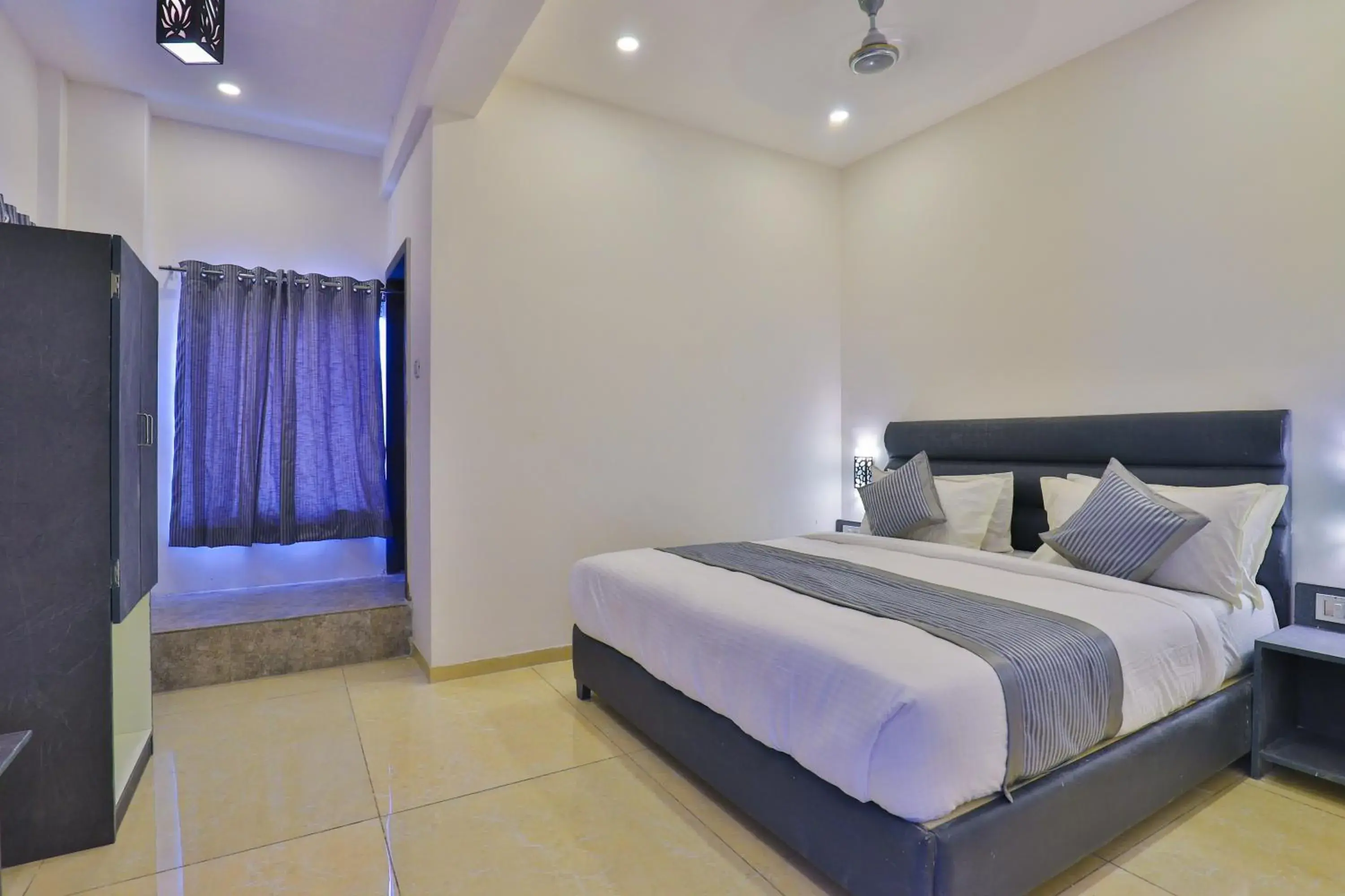 Nova Hotel New Crossroad Nova Hotel New Crossroad