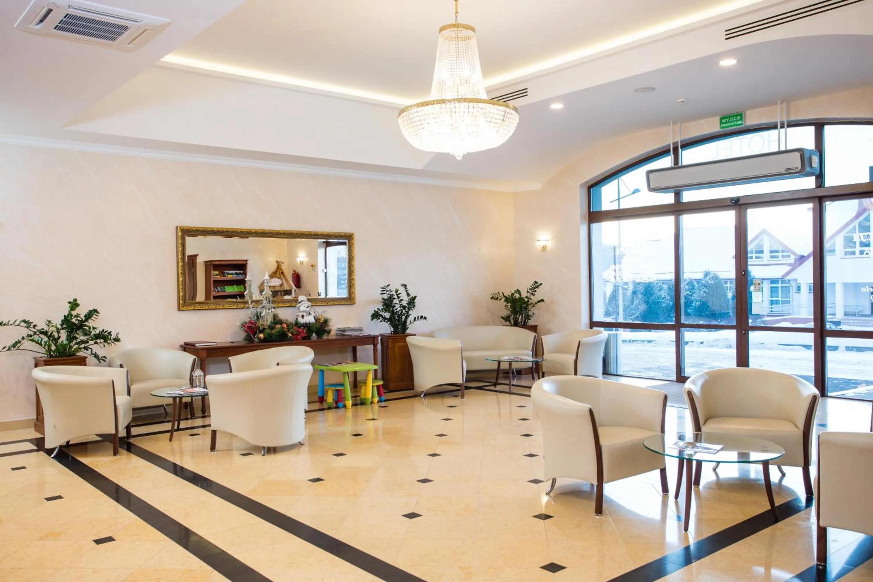 Lobby or reception in Hotel Ventus Natural & Medical Spa