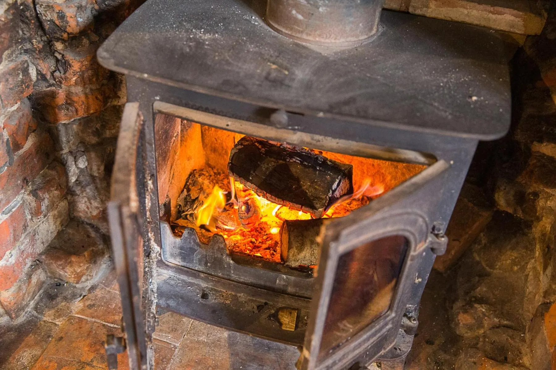 Lounge or bar in The Bull Inn Pub