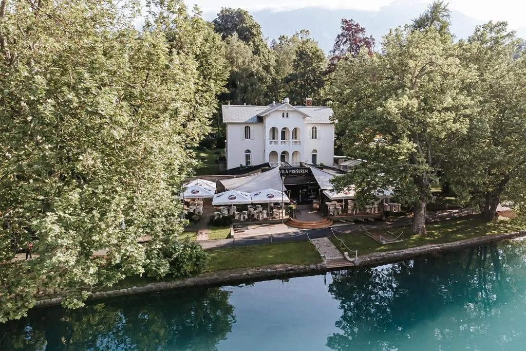 Property building in Penzion Vila Prešeren