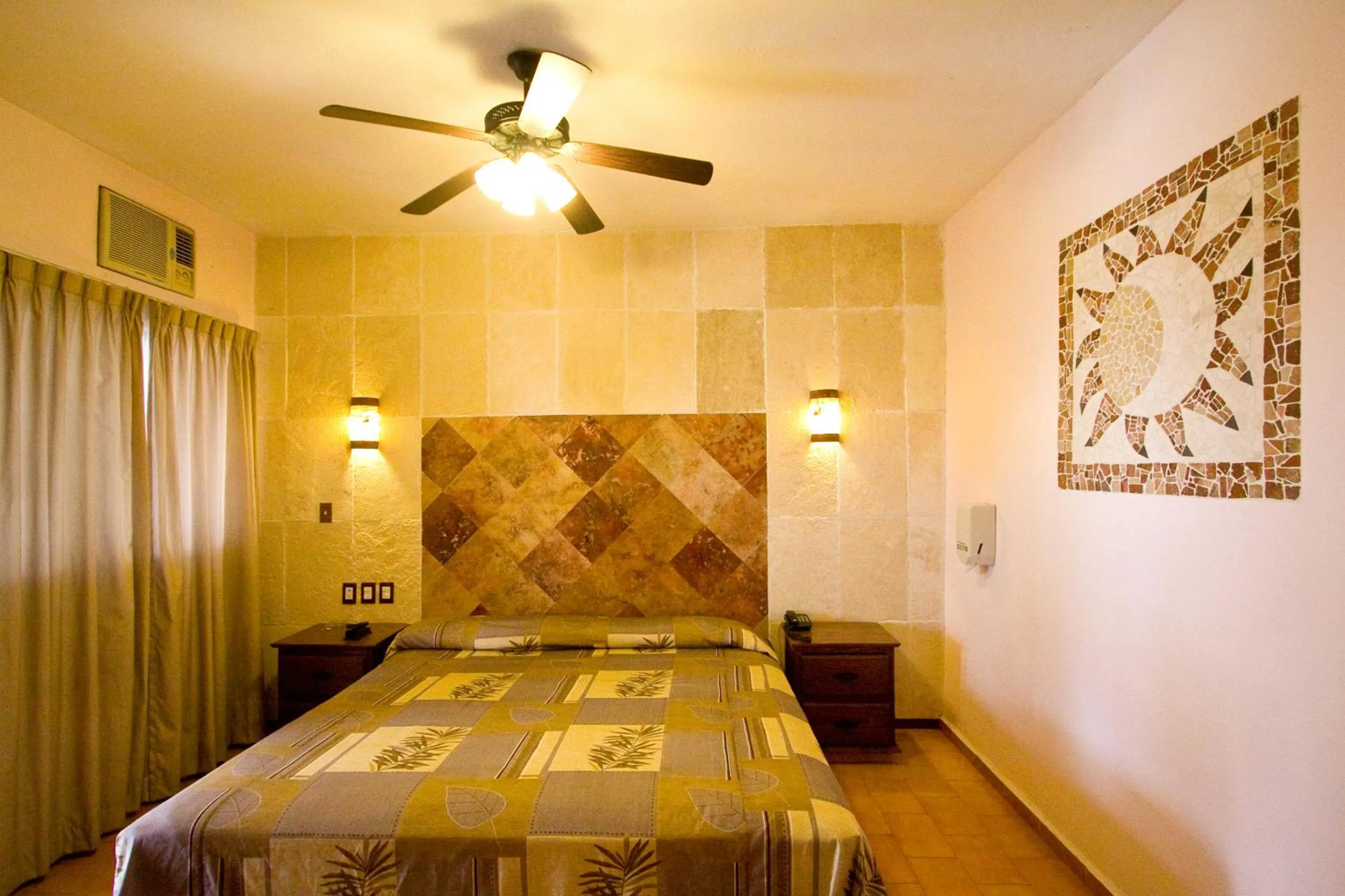 Suite in Hotel & Motel Hacienda Jiutepec