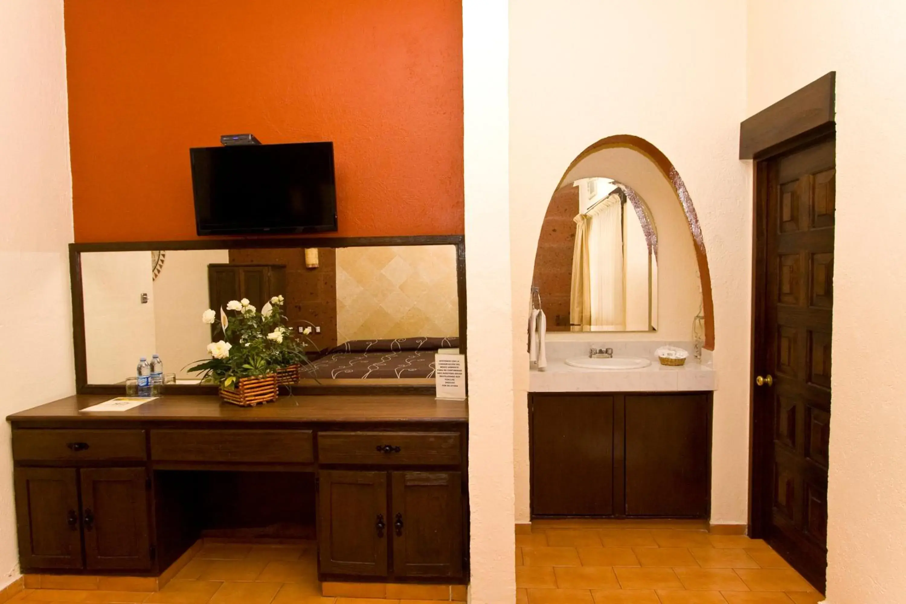 Suite in Hotel & Motel Hacienda Jiutepec Suite in Hotel & Motel Hacienda Jiutepec