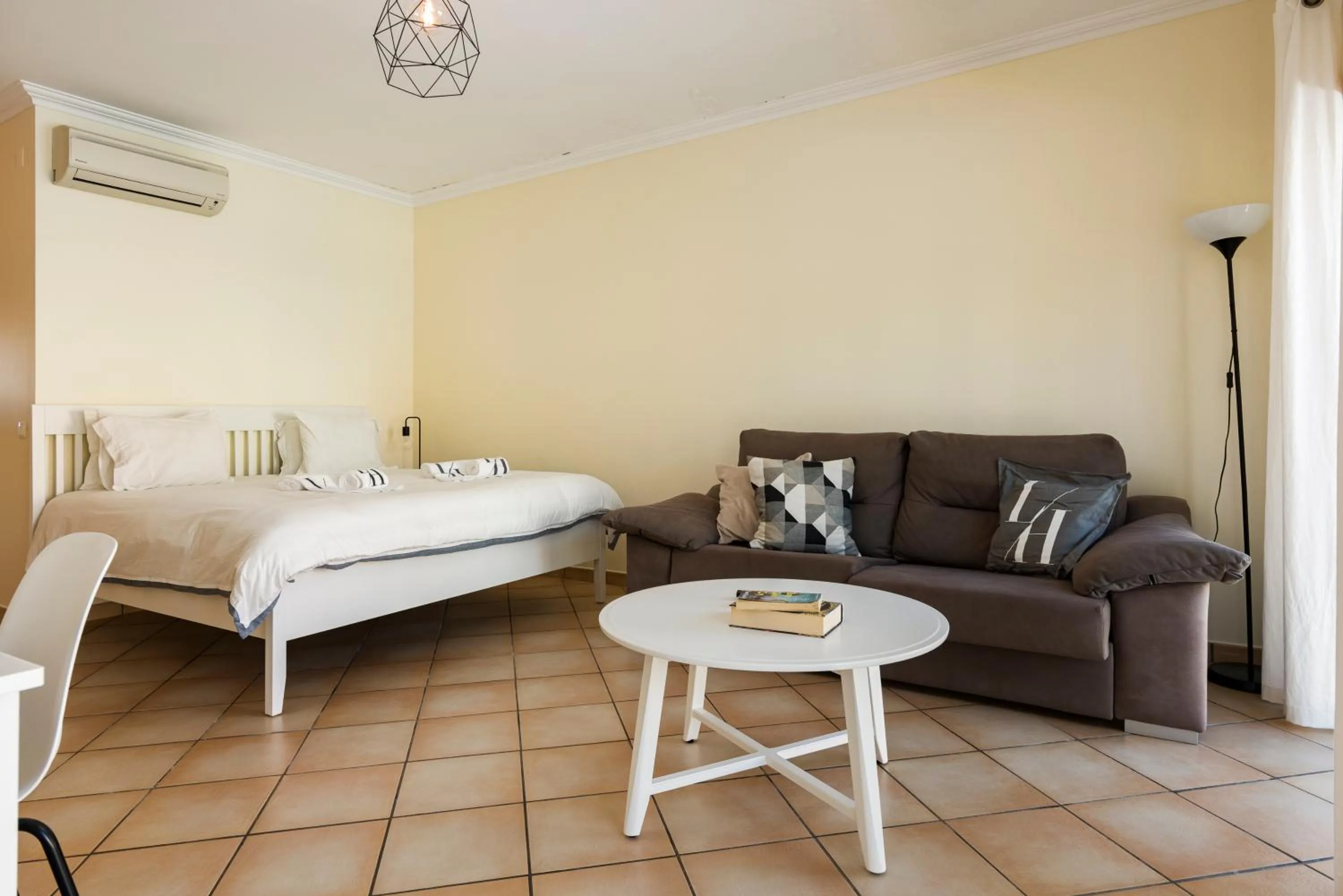 Bed in Old Village & Prestige