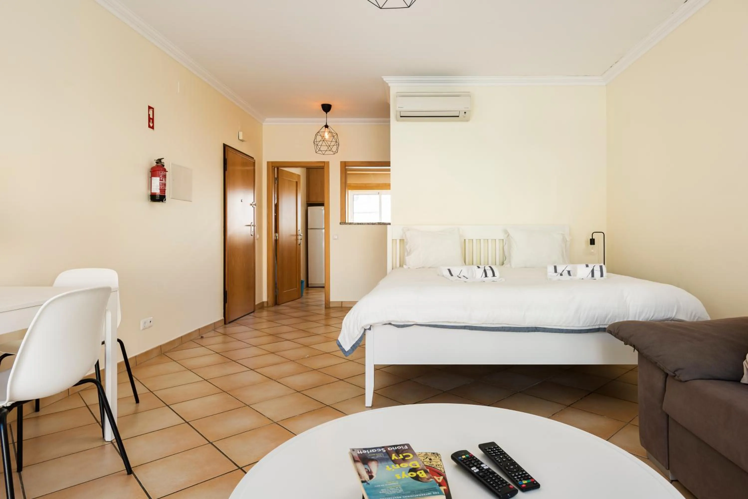 Bed in Old Village & Prestige